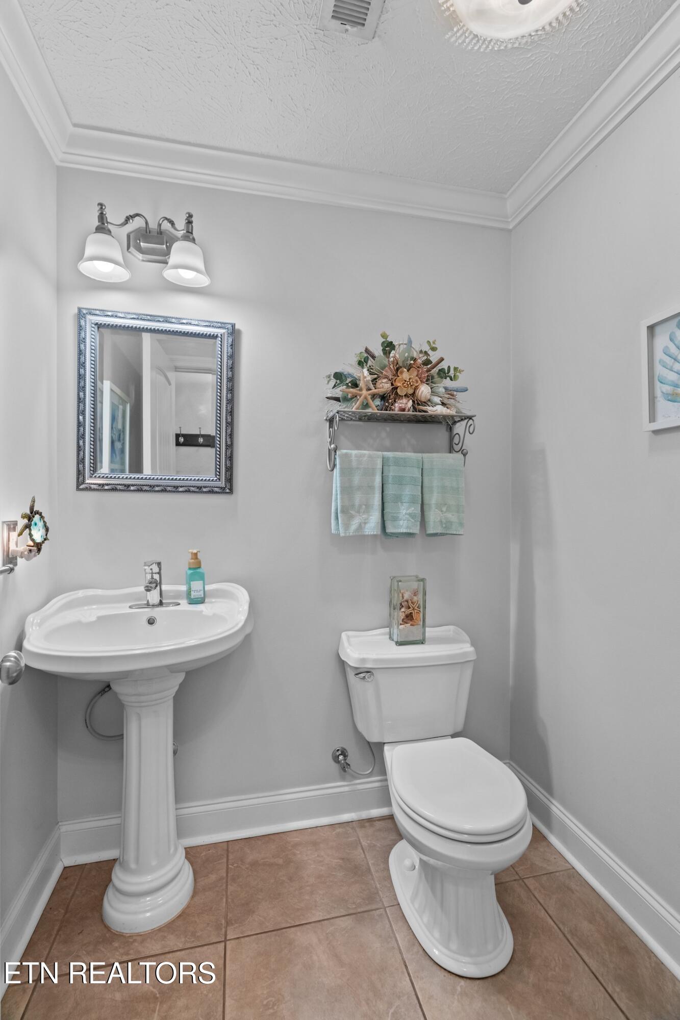 1040 Southwind Circle Dandridge TN 37725