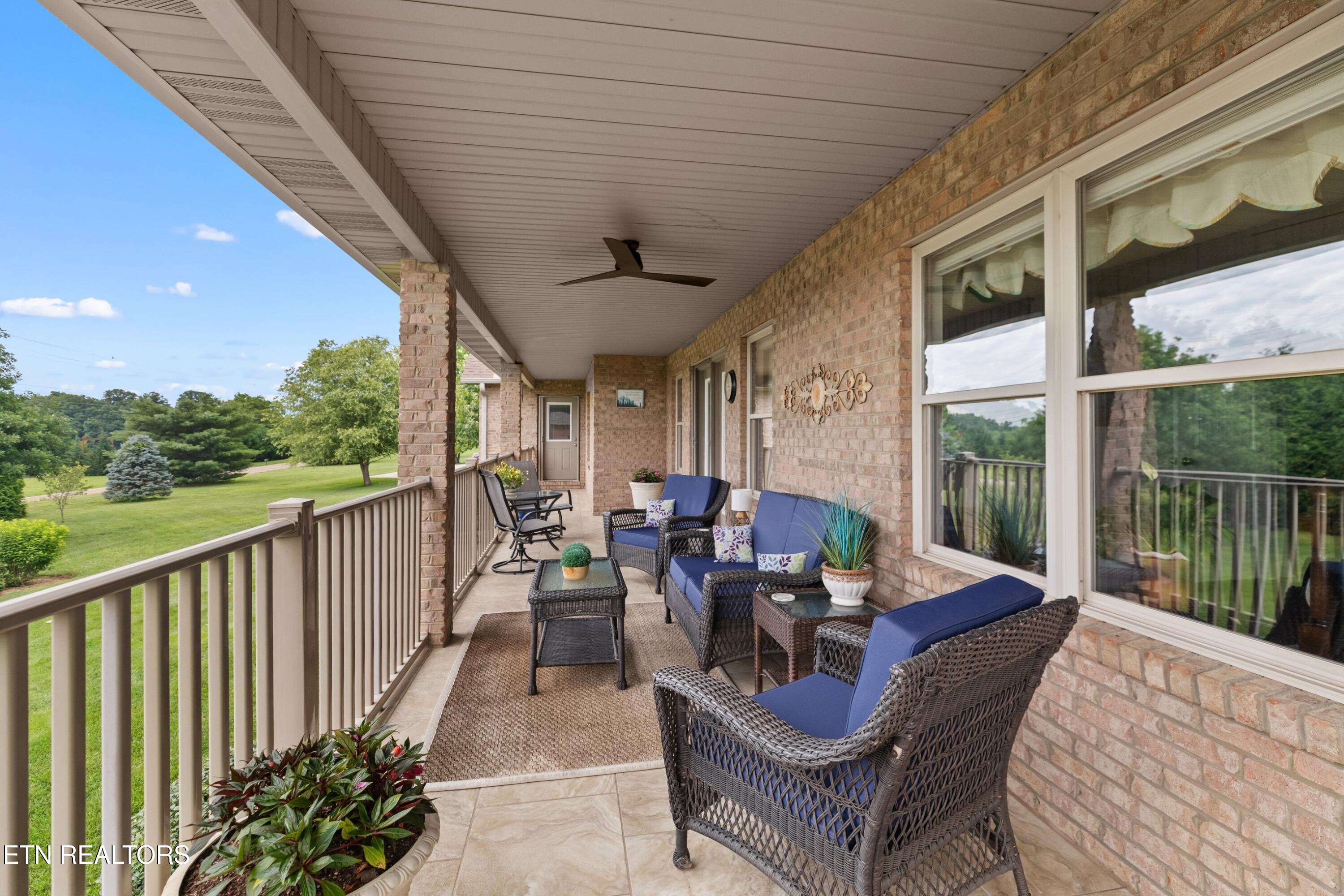 1040 Southwind Circle Dandridge TN 37725
