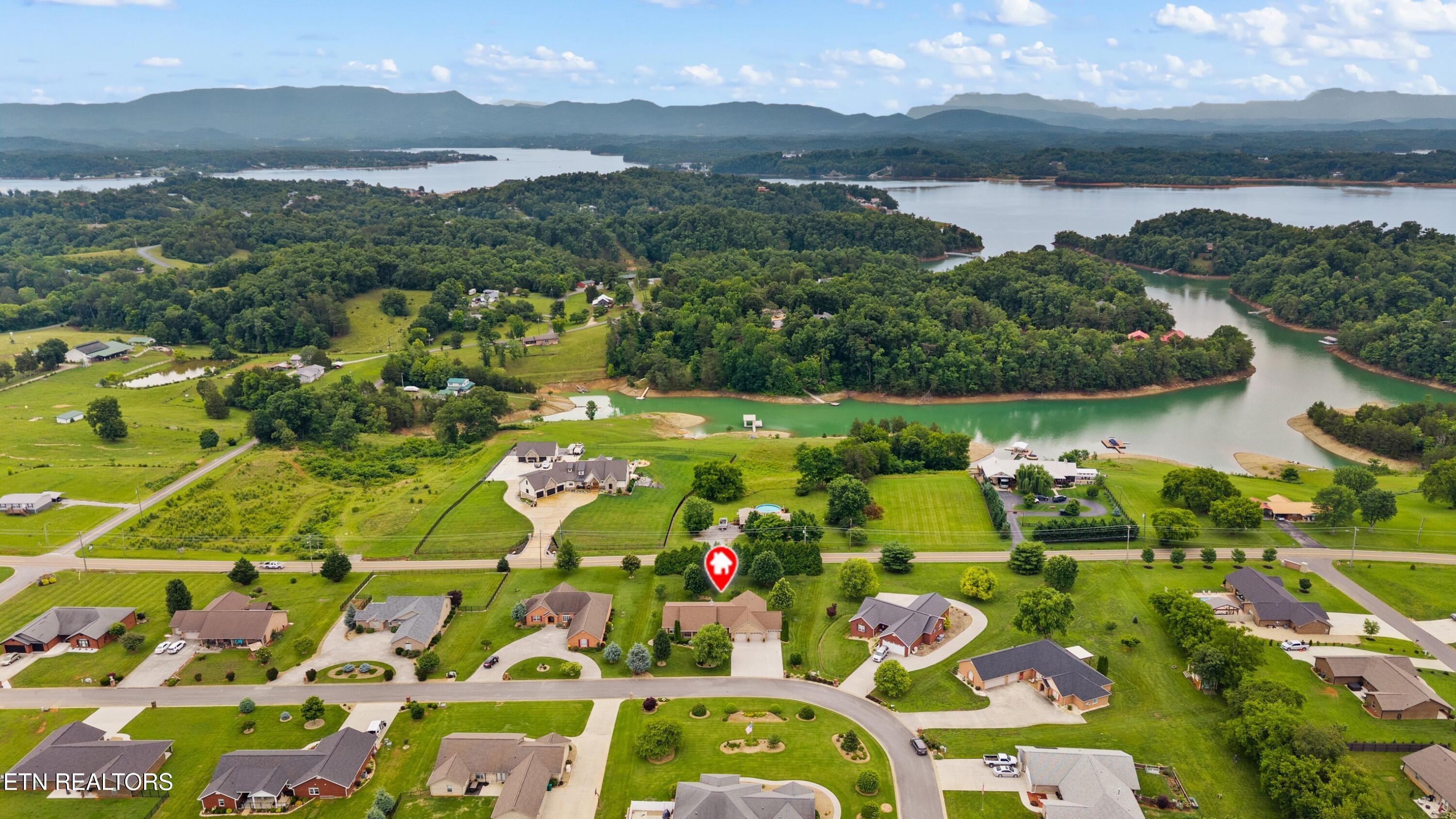 1040 Southwind Circle Dandridge TN 37725
