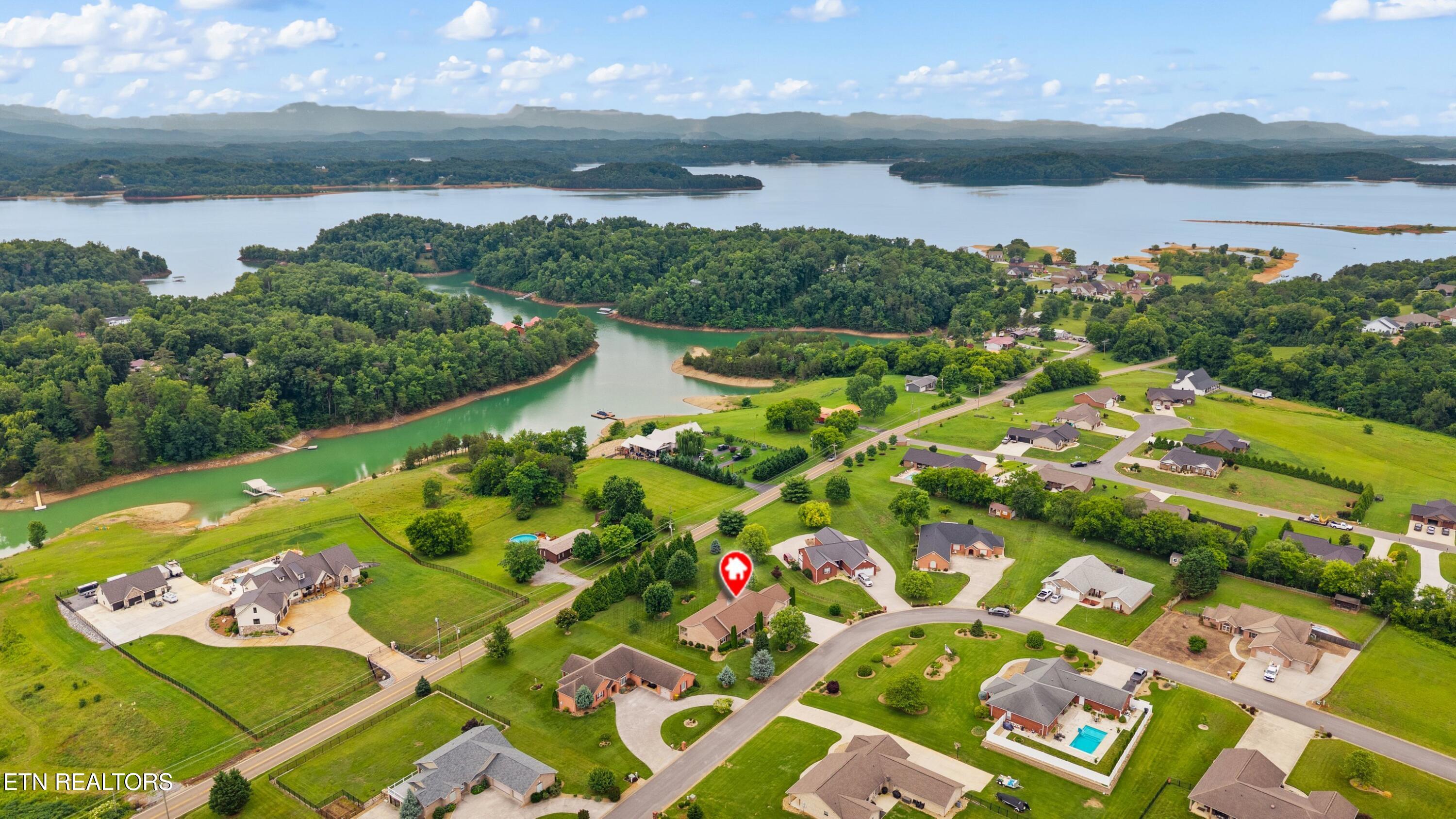 1040 Southwind Circle Dandridge TN 37725