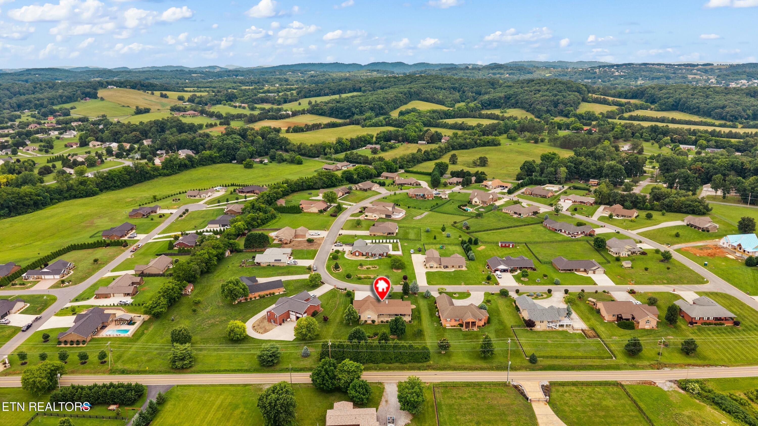 1040 Southwind Circle Dandridge TN 37725