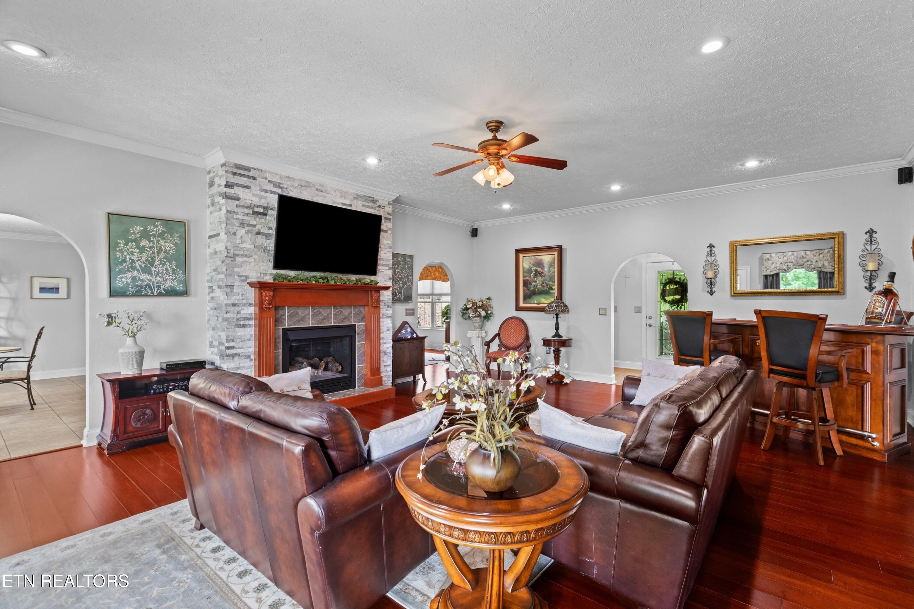 1040 Southwind Circle Dandridge TN 37725