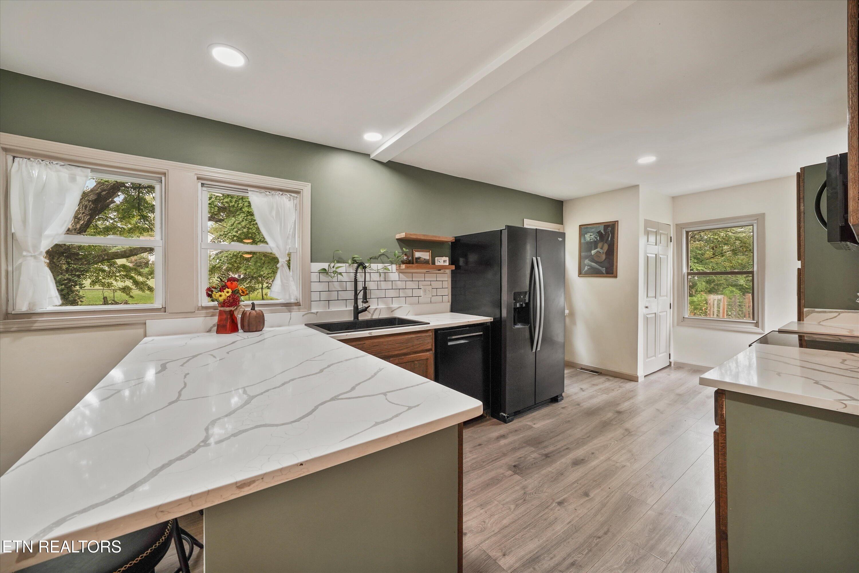 5704 Woodale Drive Knoxville TN 37912