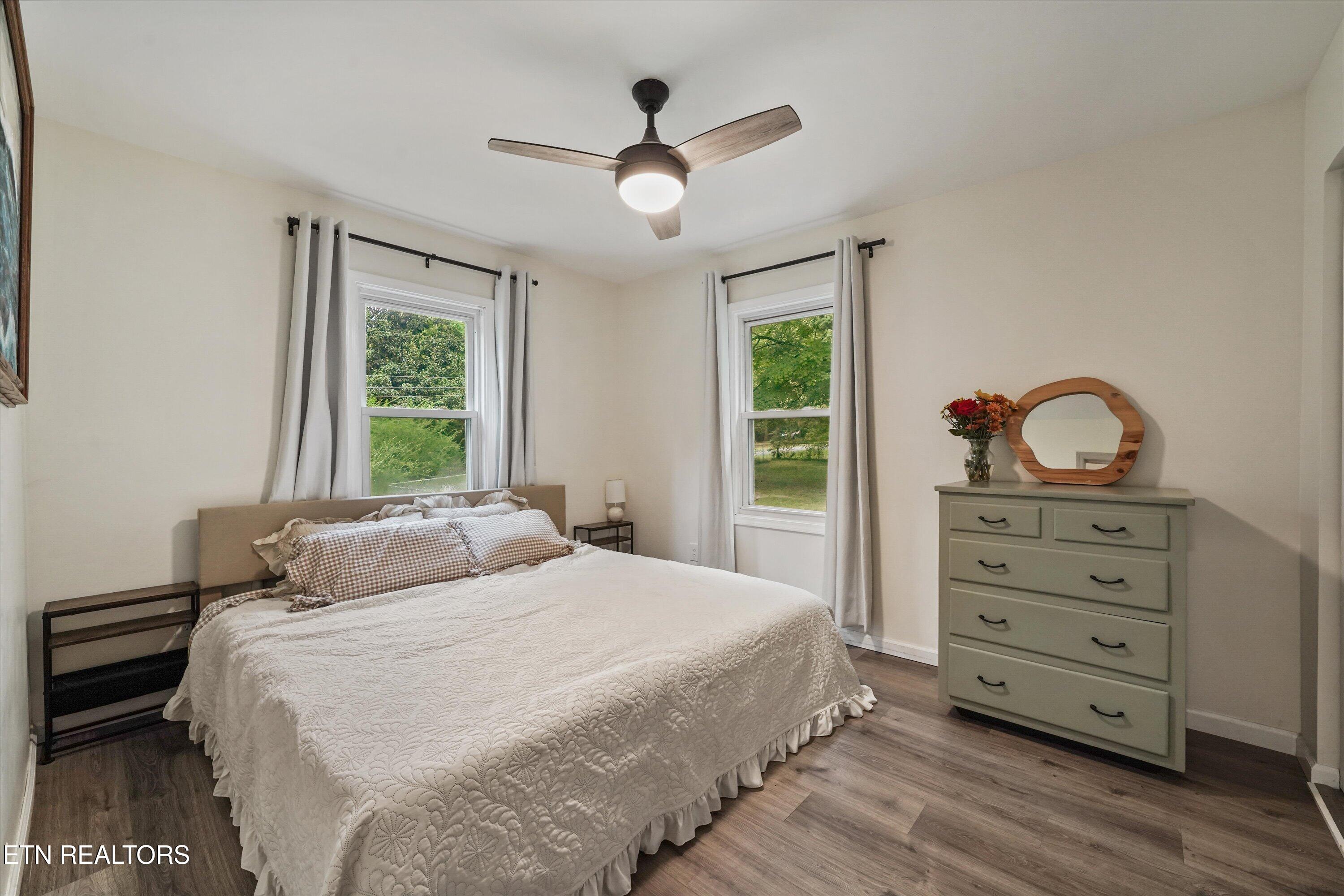 5704 Woodale Drive Knoxville TN 37912