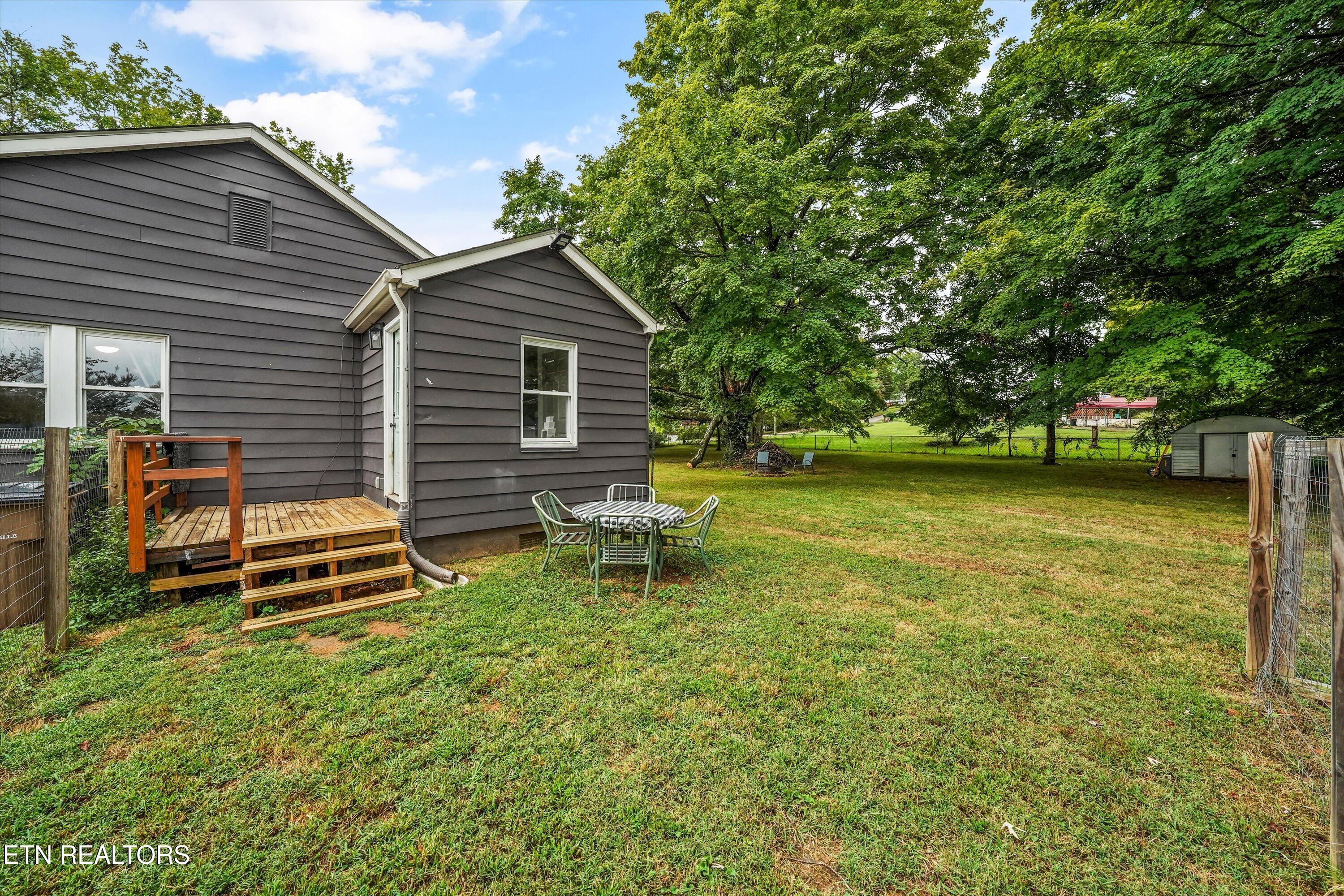 5704 Woodale Drive Knoxville TN 37912