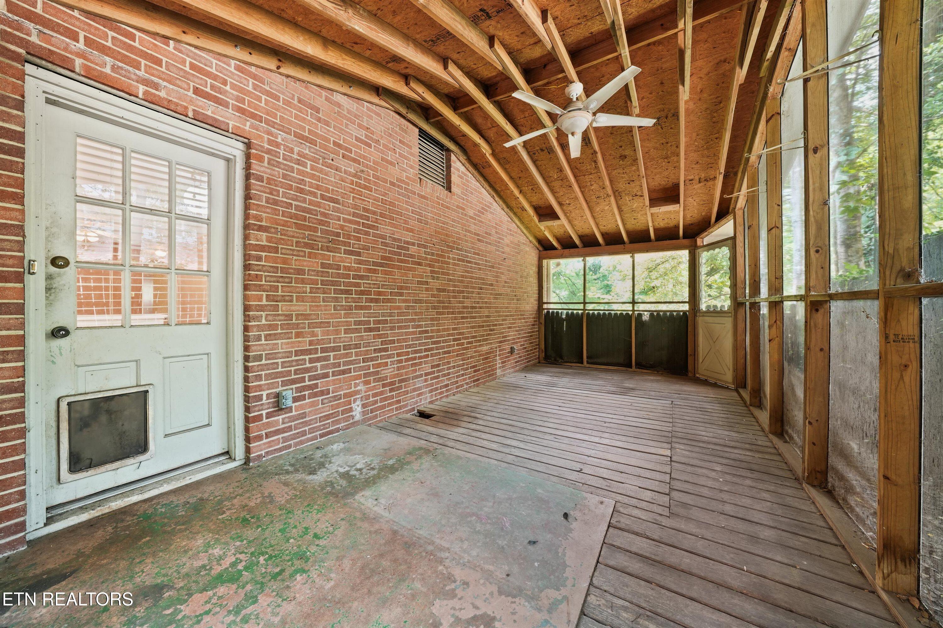 5712 Pinellas Drive Knoxville TN 37919