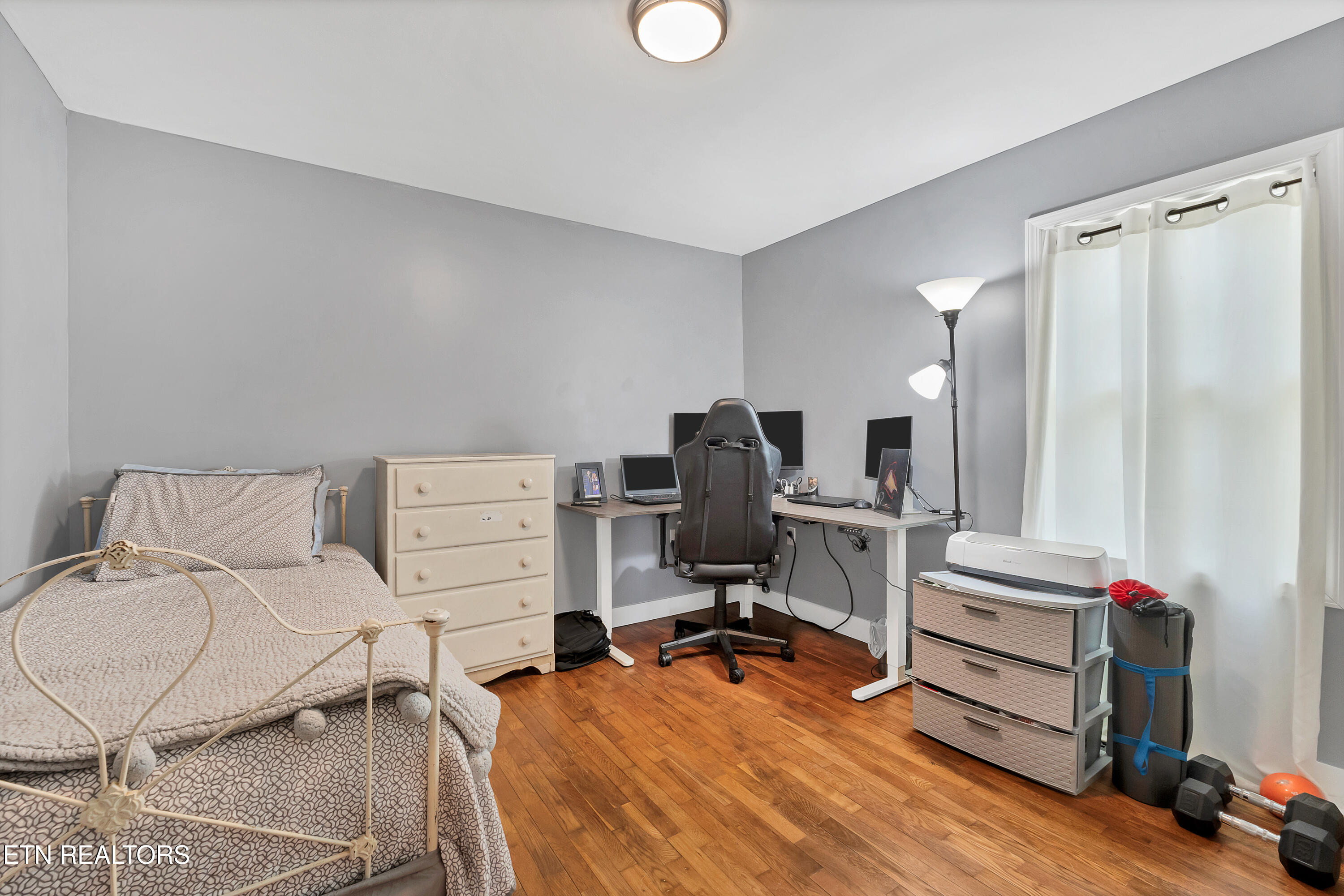 425 Sewanee Street Harriman TN 37748