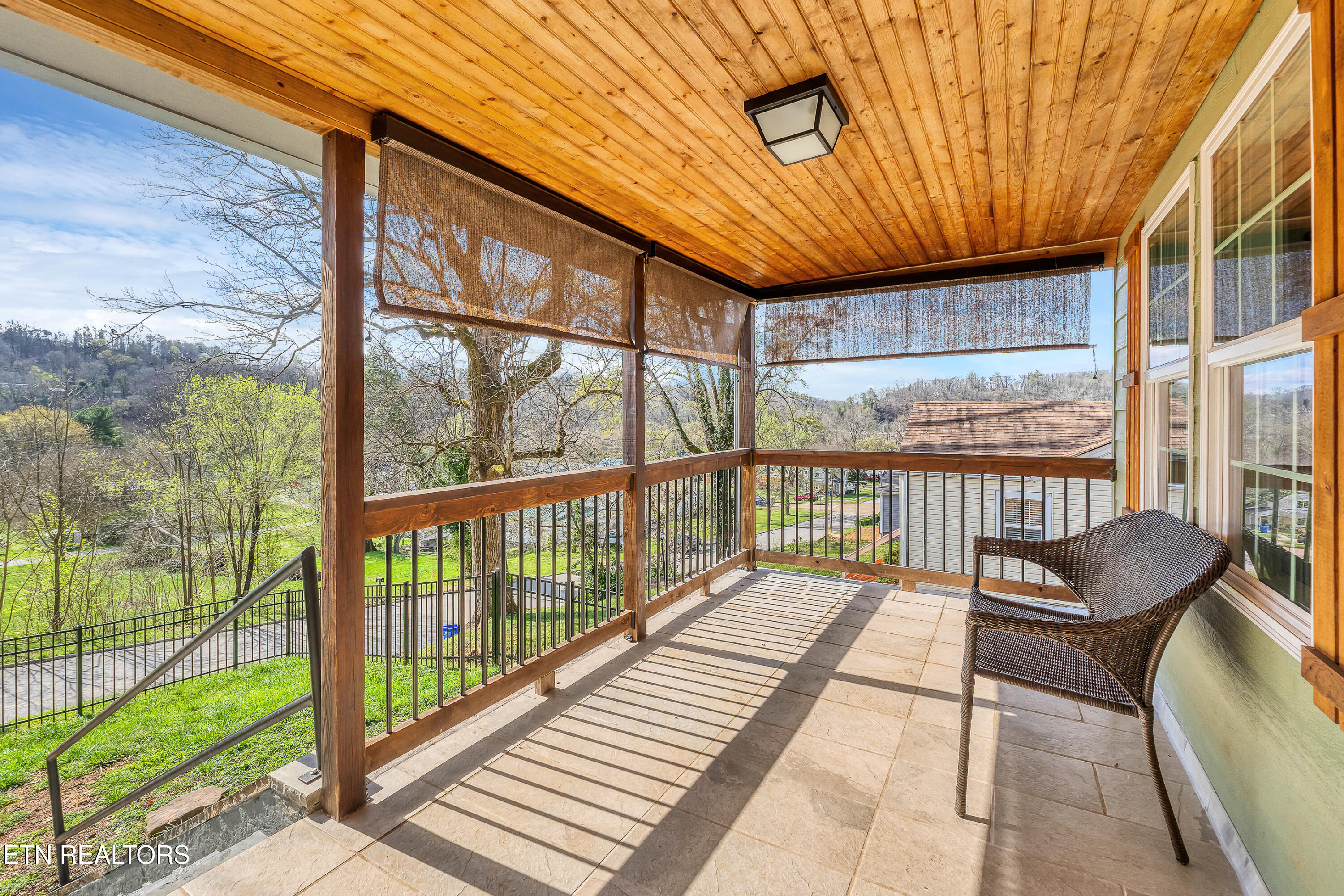 425 Sewanee Street Harriman TN 37748