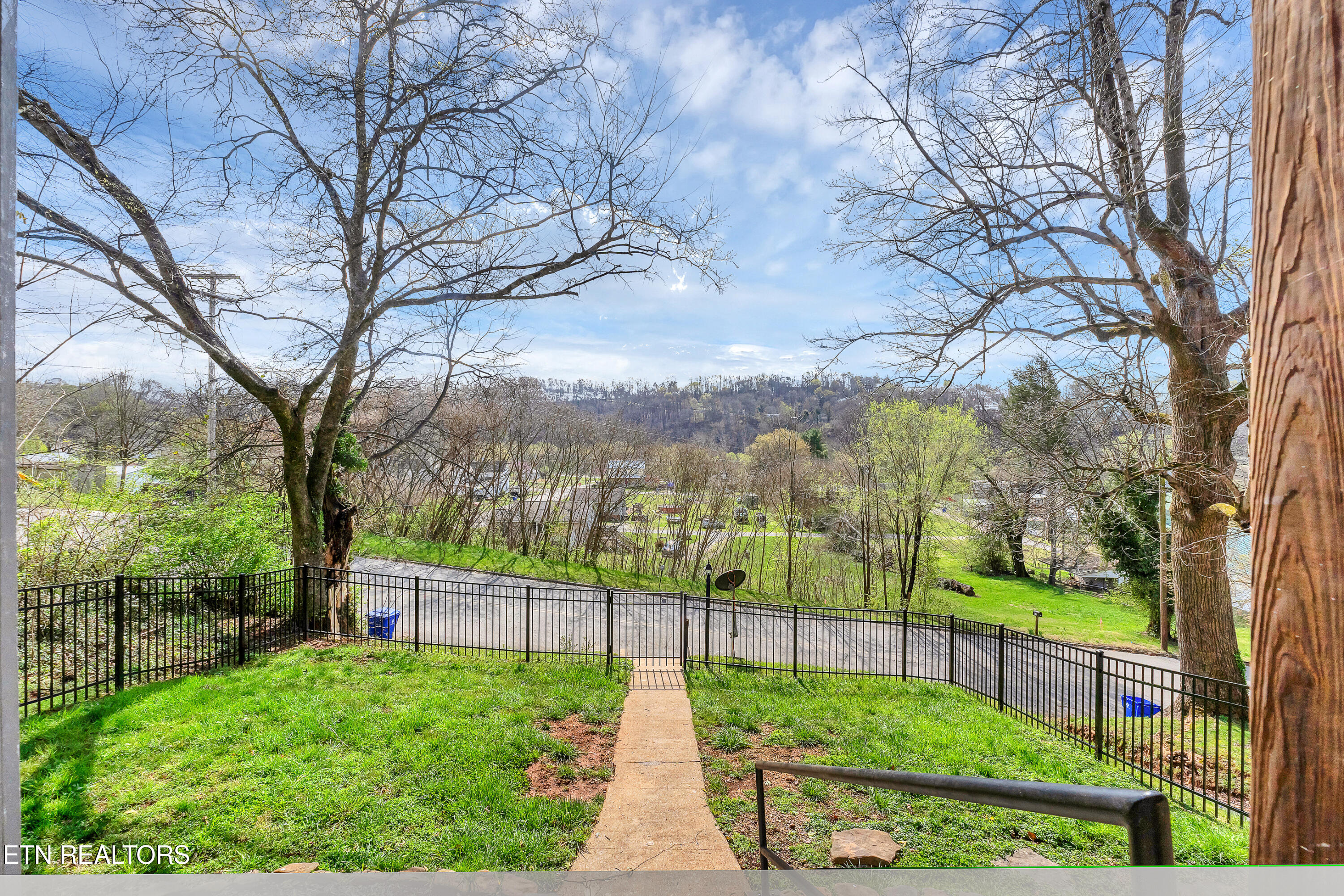 425 Sewanee Street Harriman TN 37748