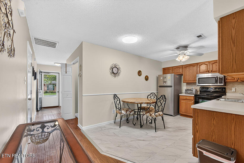 8033 Stablegate Way Powell TN 37849