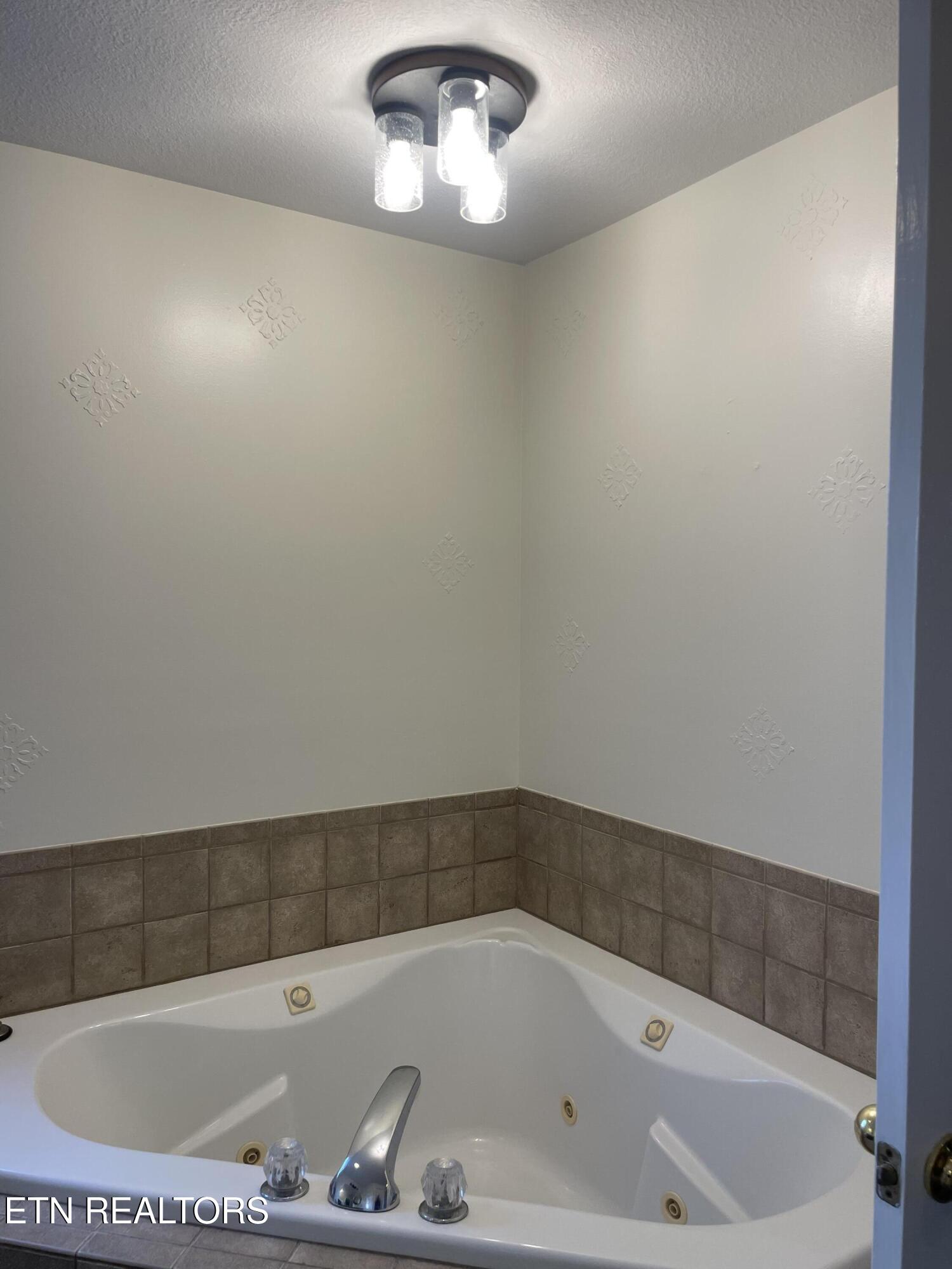 3315 Lighted Path Lane Knoxville TN 37931