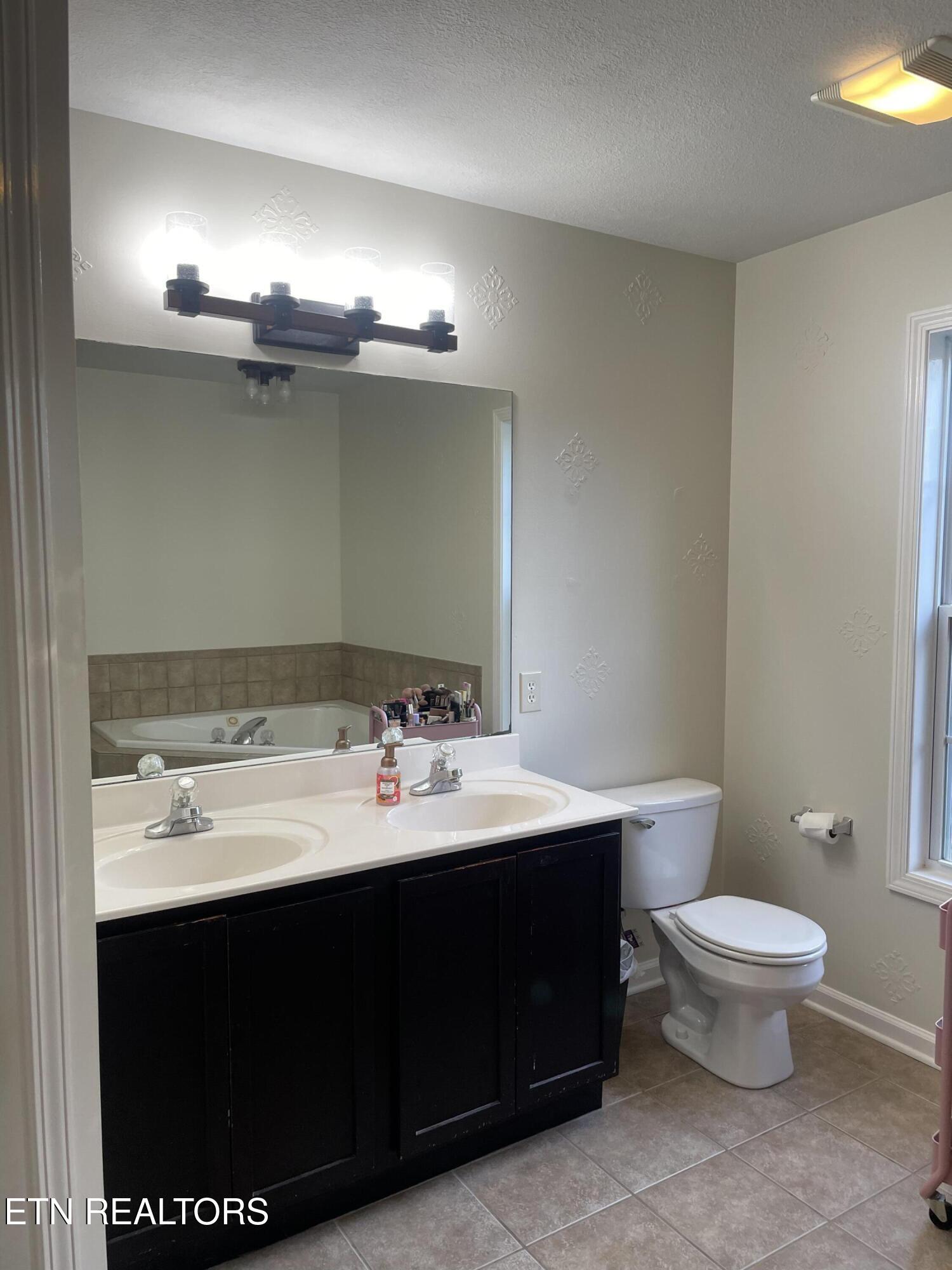 3315 Lighted Path Lane Knoxville TN 37931