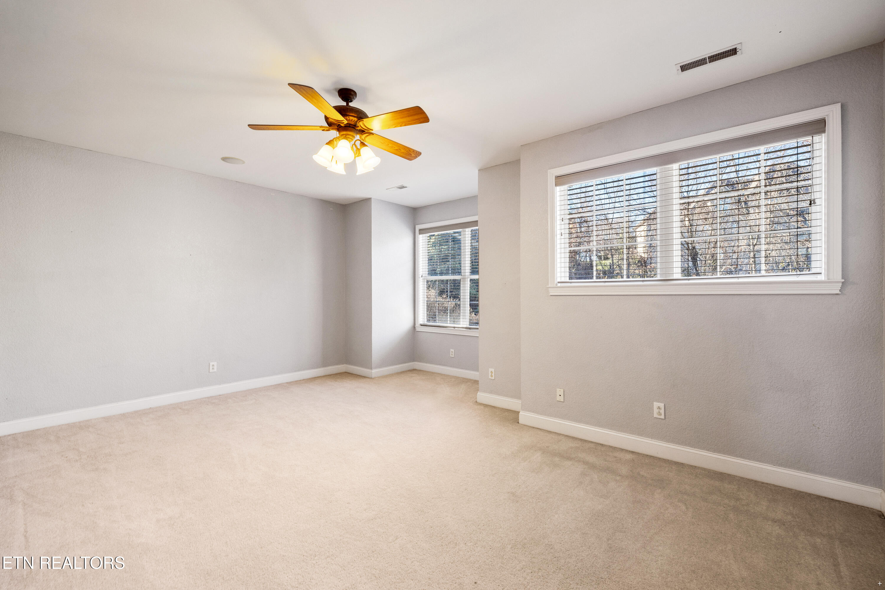10033 Autumn Valley Lane Knoxville TN 37922
