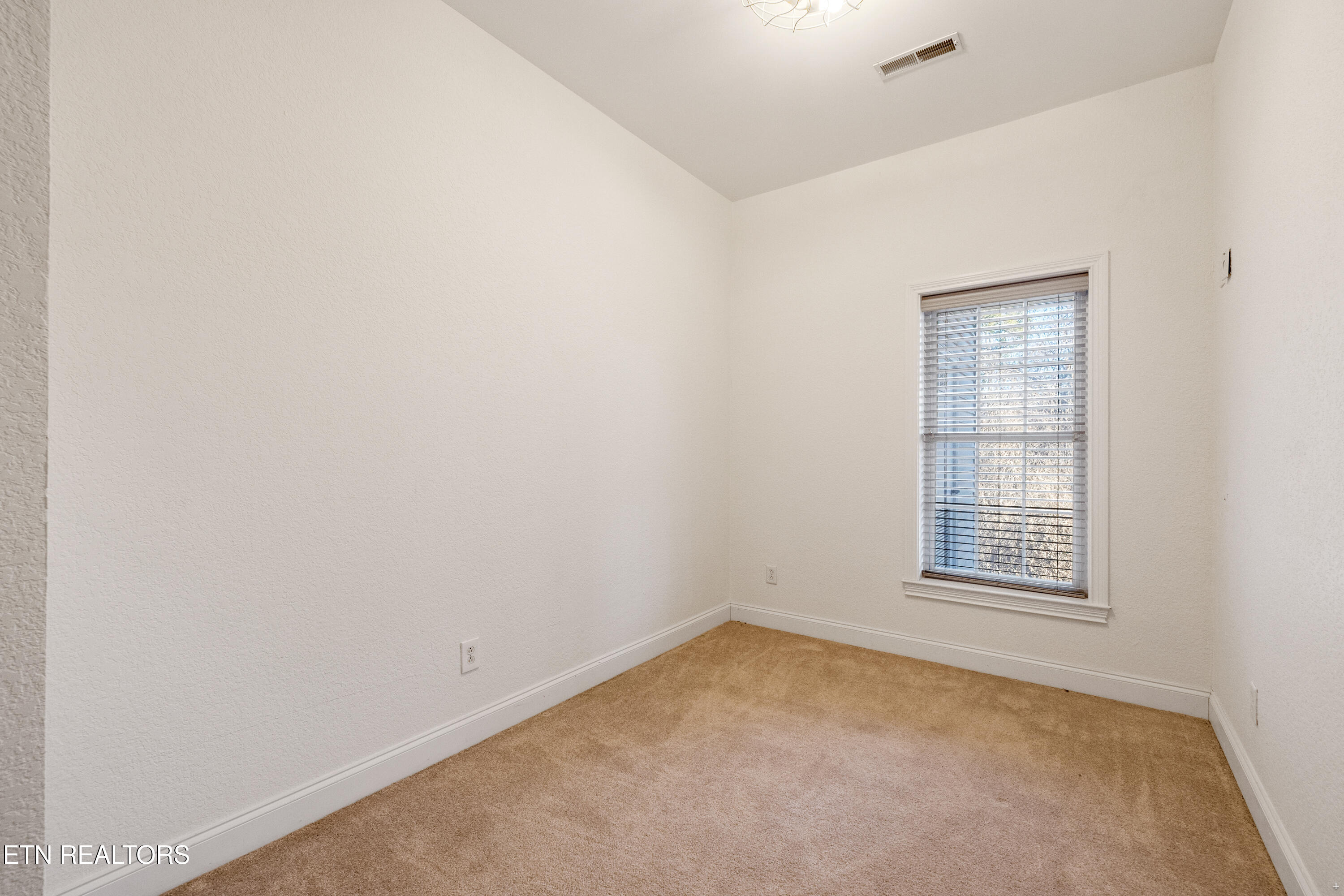 10033 Autumn Valley Lane Knoxville TN 37922