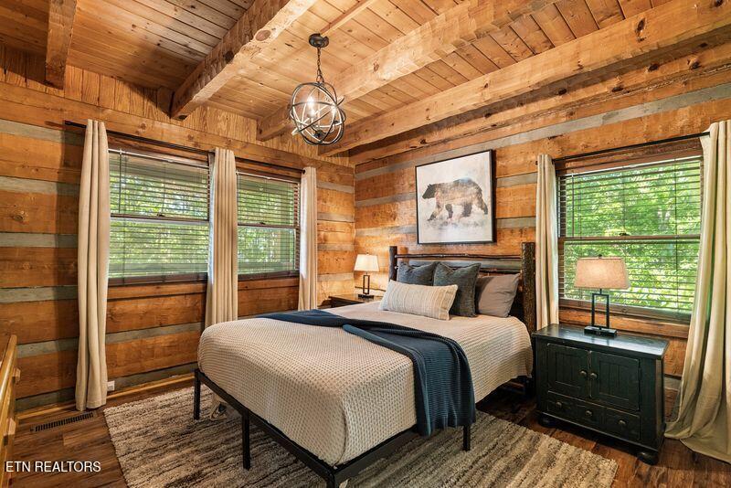 1126 E Foothills Drive Gatlinburg TN 37738