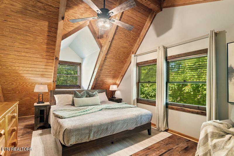 1126 E Foothills Drive Gatlinburg TN 37738