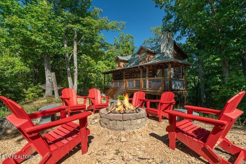 1126 E Foothills Drive Gatlinburg TN 37738