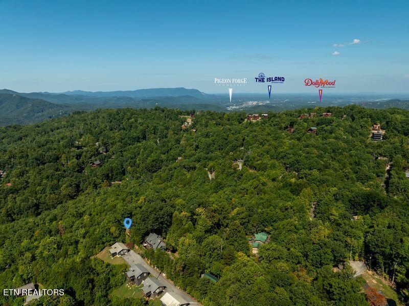 1126 E Foothills Drive Gatlinburg TN 37738