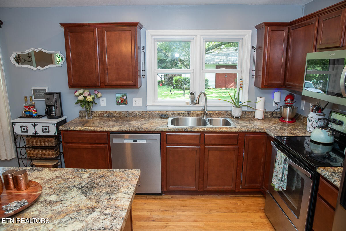 3820 Kenilworth Lane Knoxville TN 37914