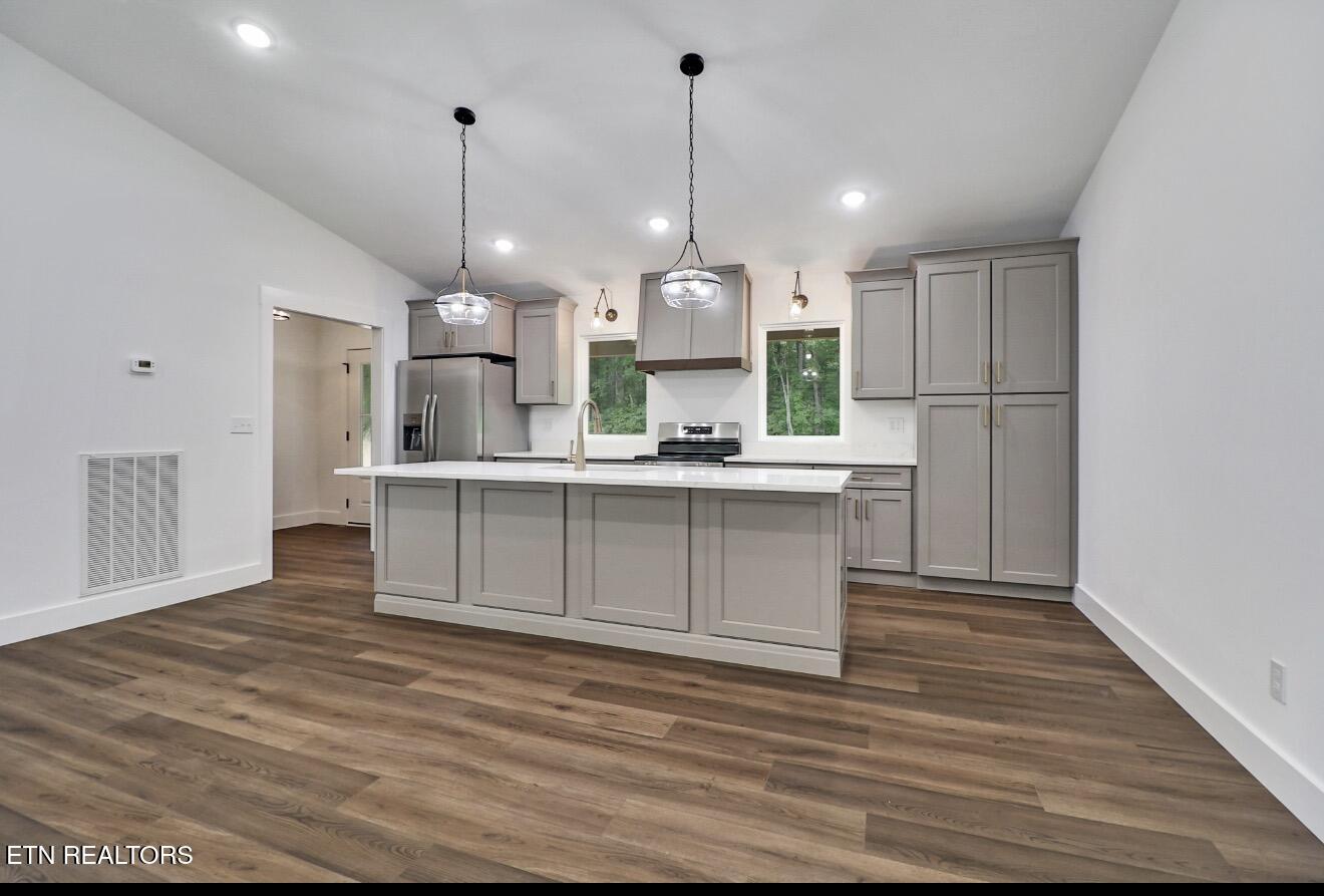 1259 Franklin Loop Clarkrange TN 38553