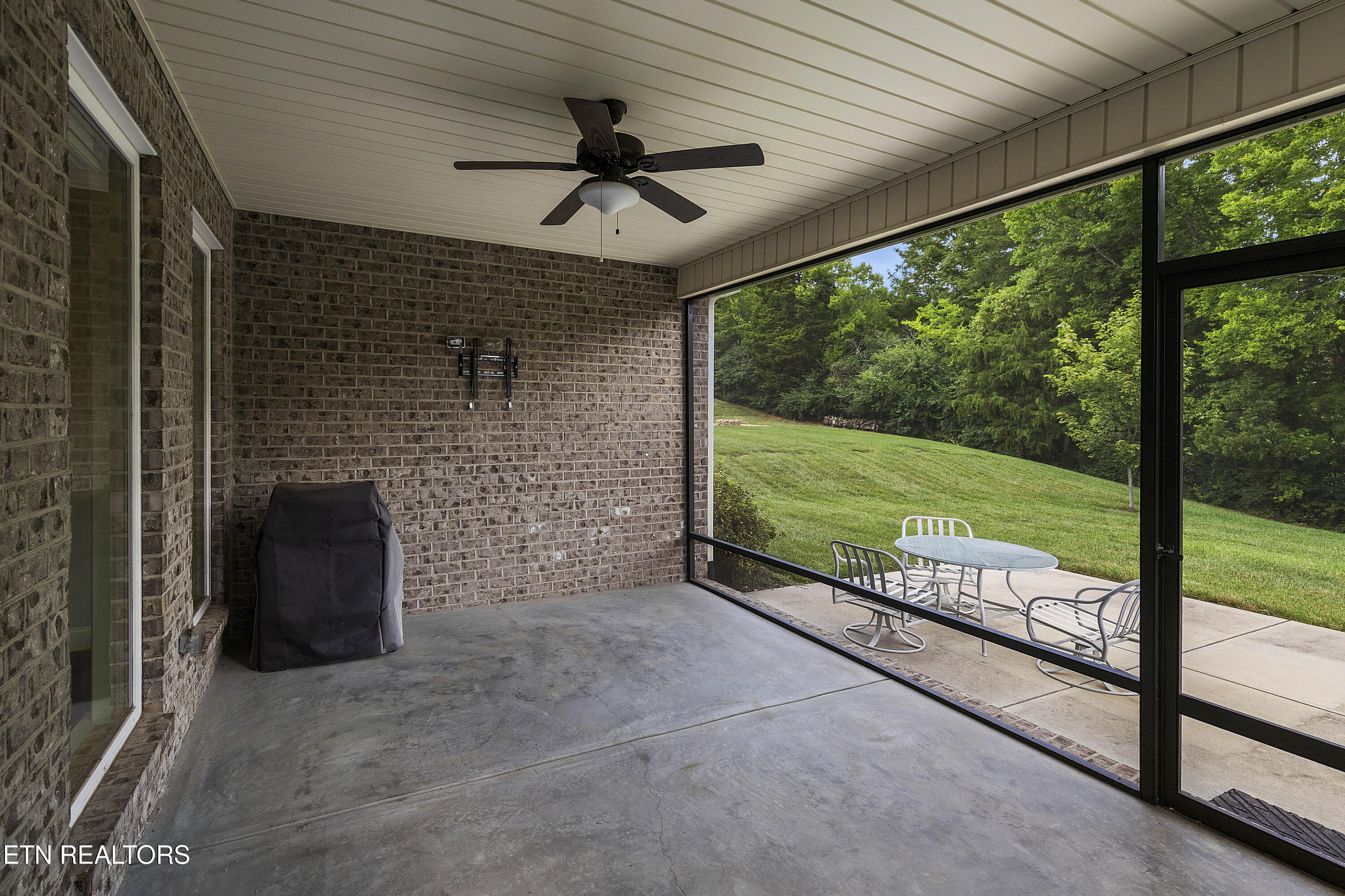1266 Loggerhead Lane Knoxville TN 37932