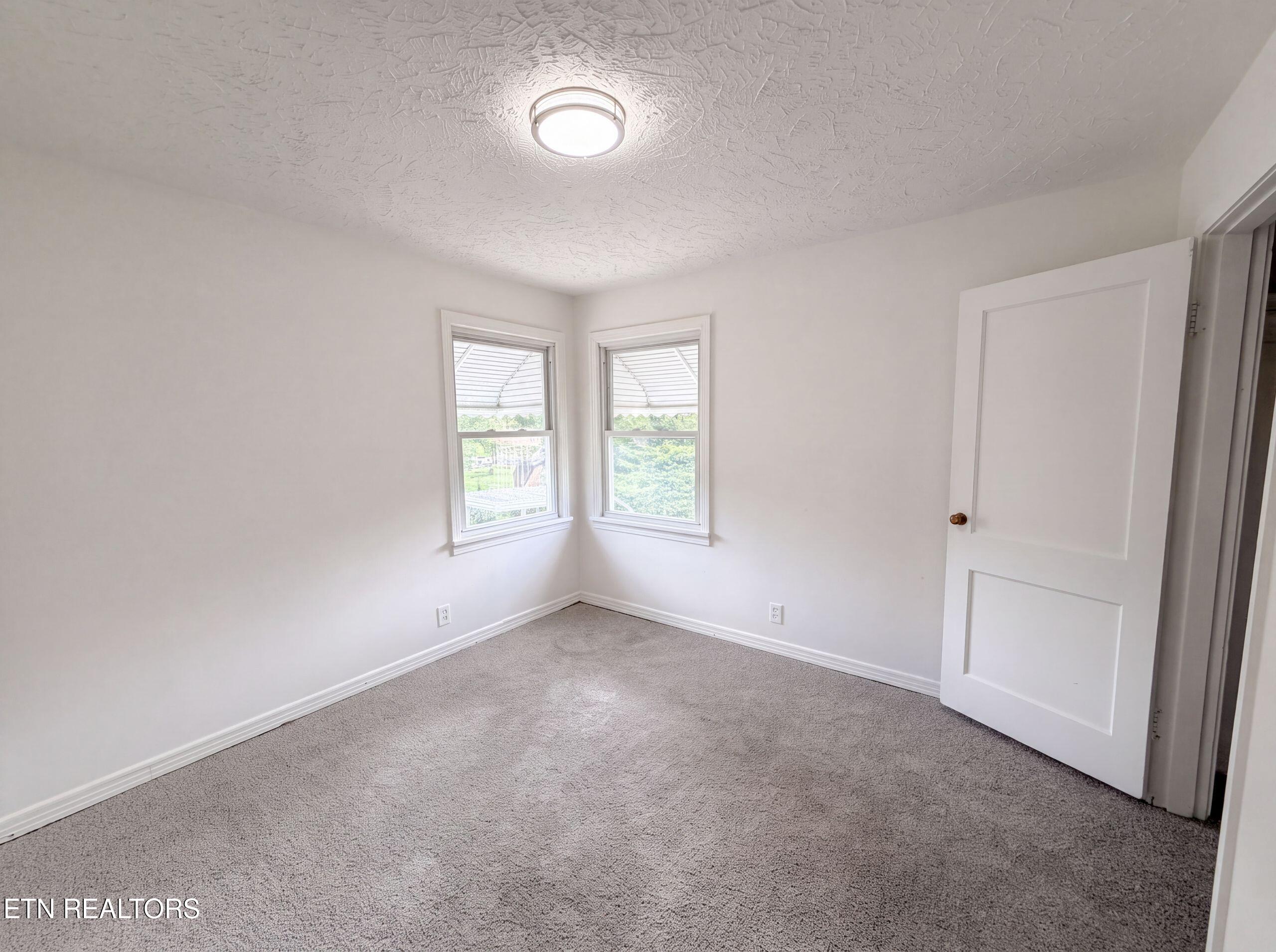 612 Victor Drive Knoxville TN 37912