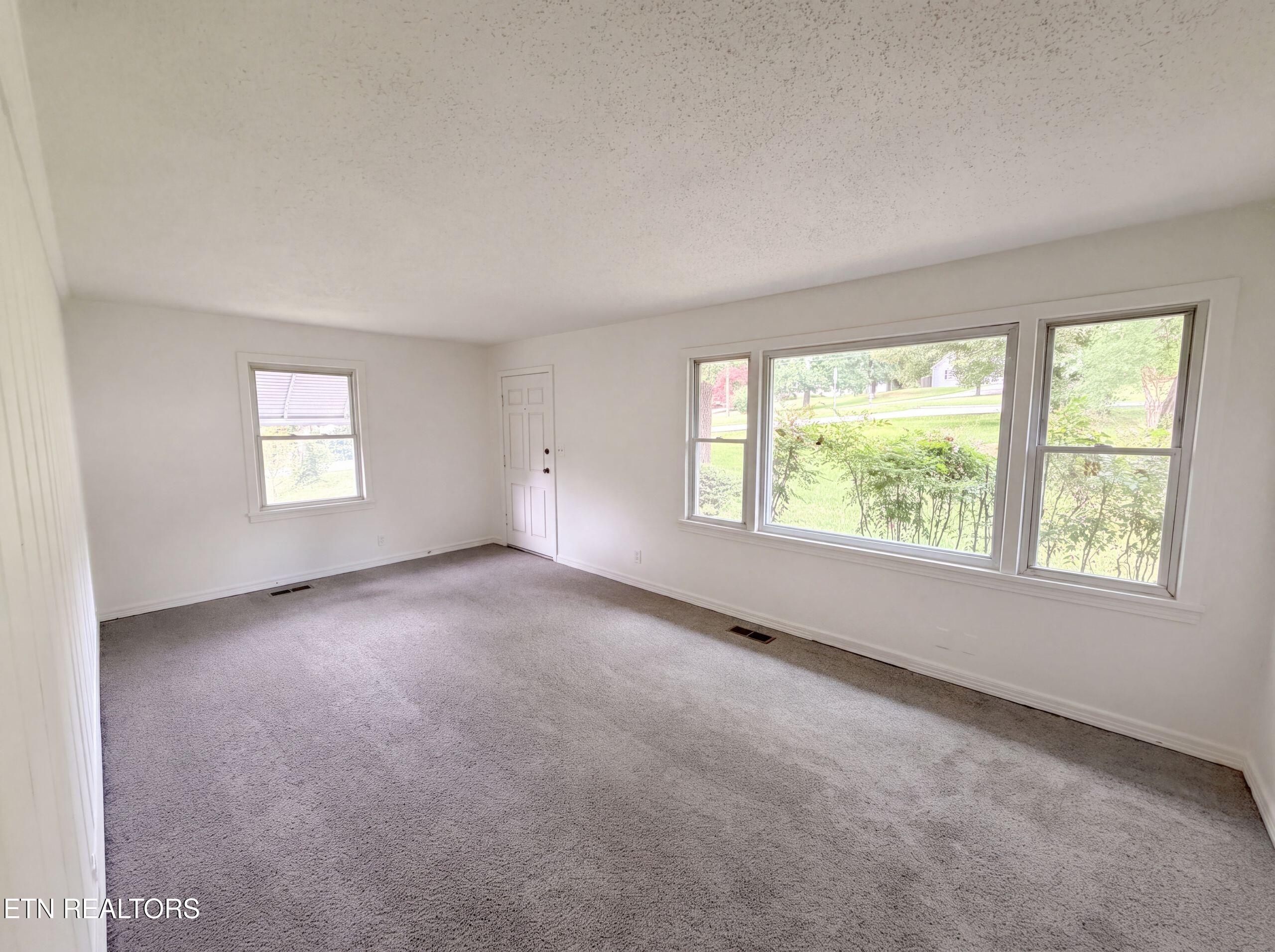 612 Victor Drive Knoxville TN 37912