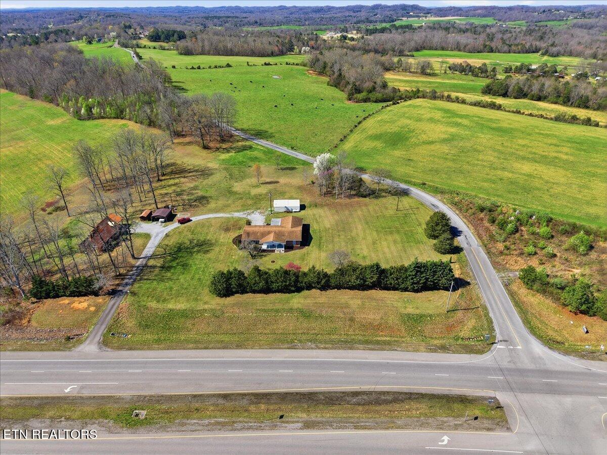 2120 E Highway 30 Athens TN 37303