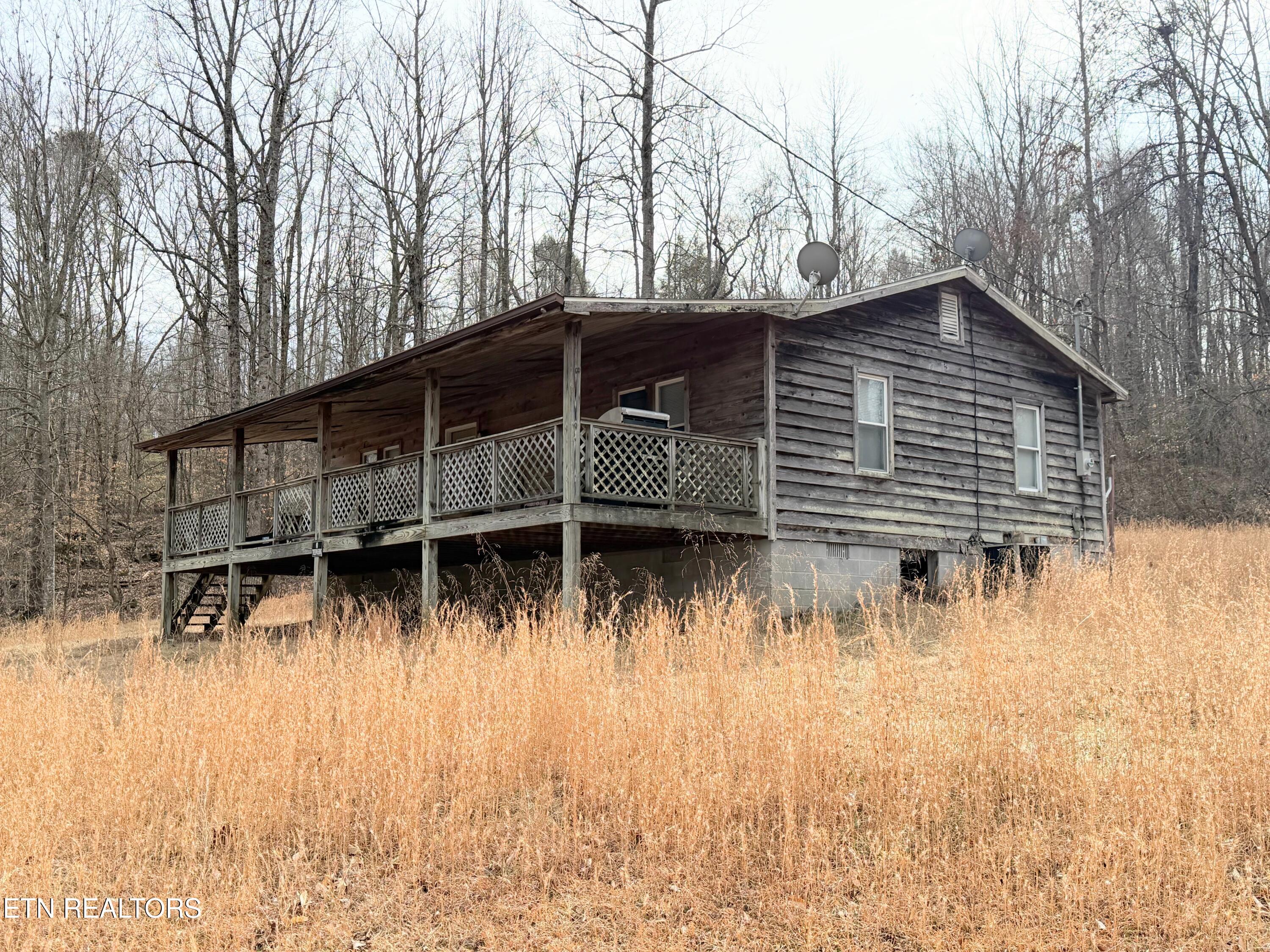 147 Sleepy Hollow Road Speedwell TN 37870