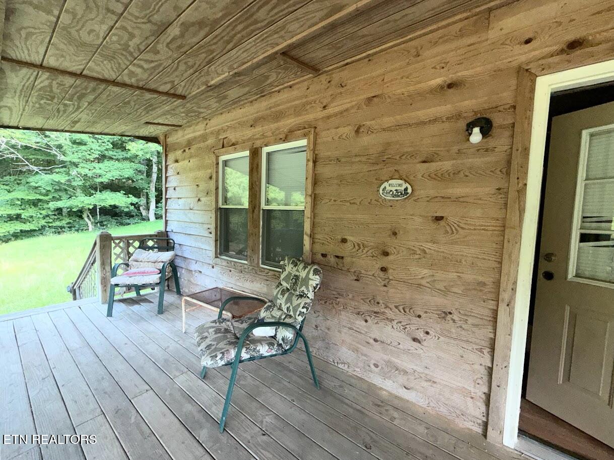 147 Sleepy Hollow Road Speedwell TN 37870