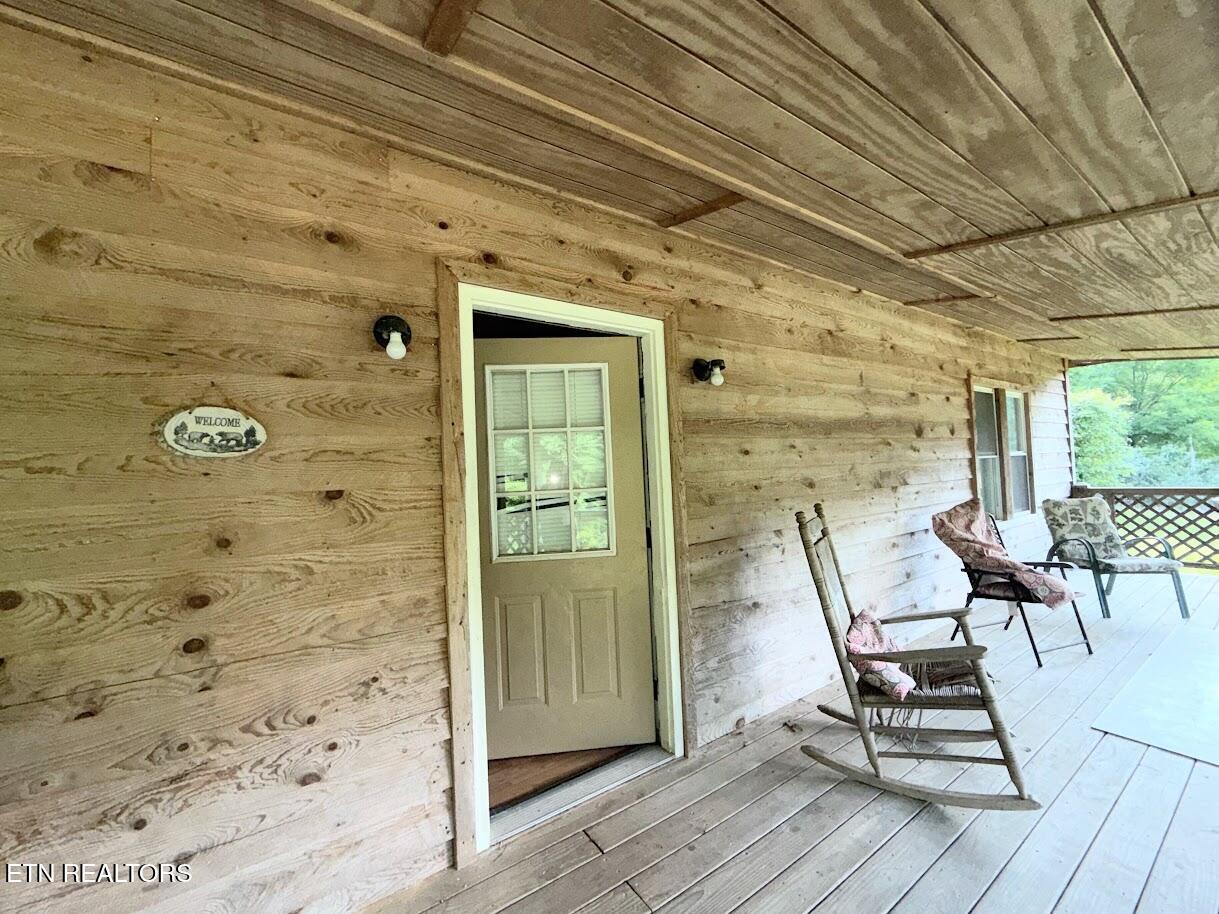 147 Sleepy Hollow Road Speedwell TN 37870