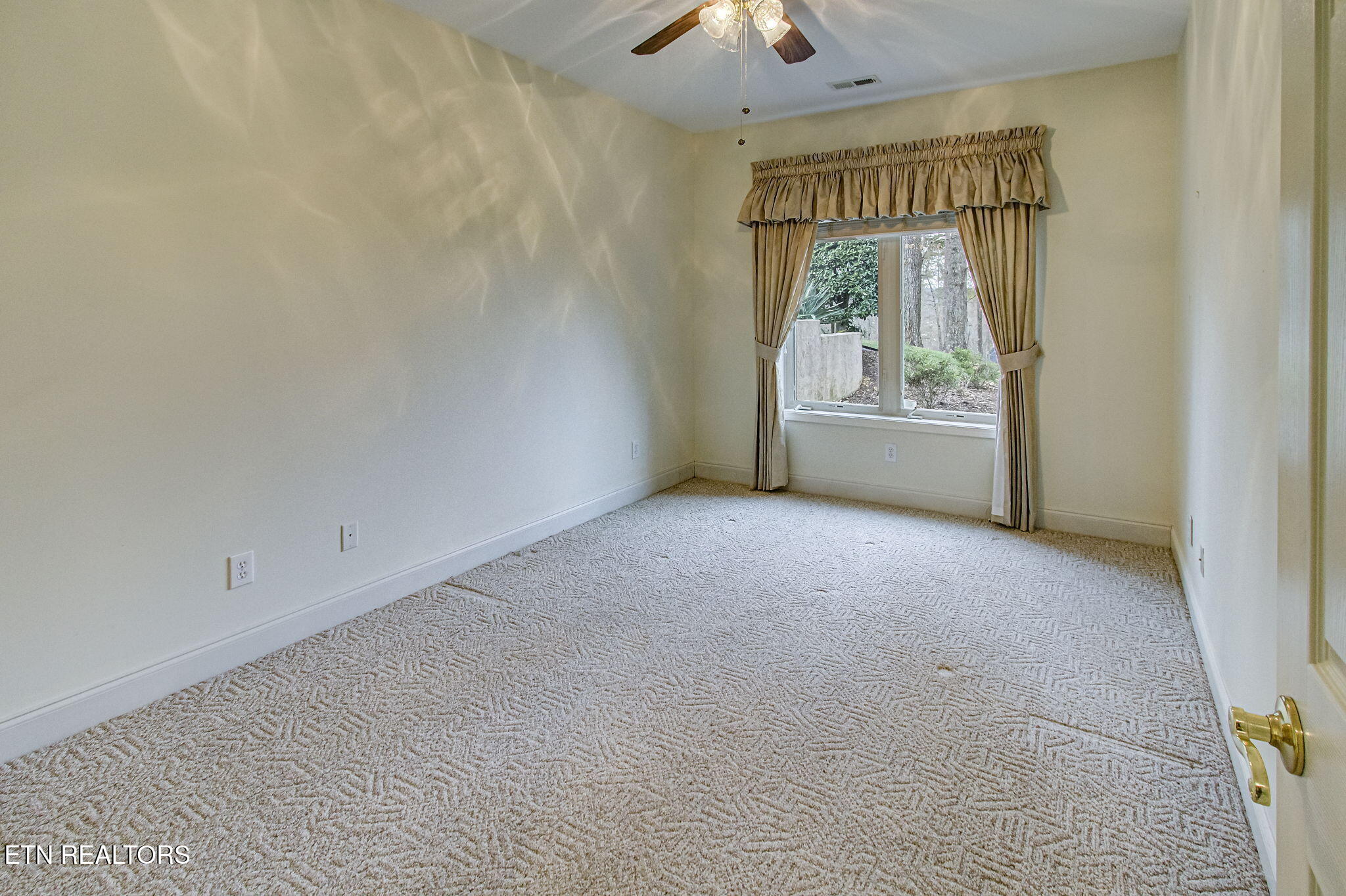 126 Tommotley Drive Loudon TN 37774