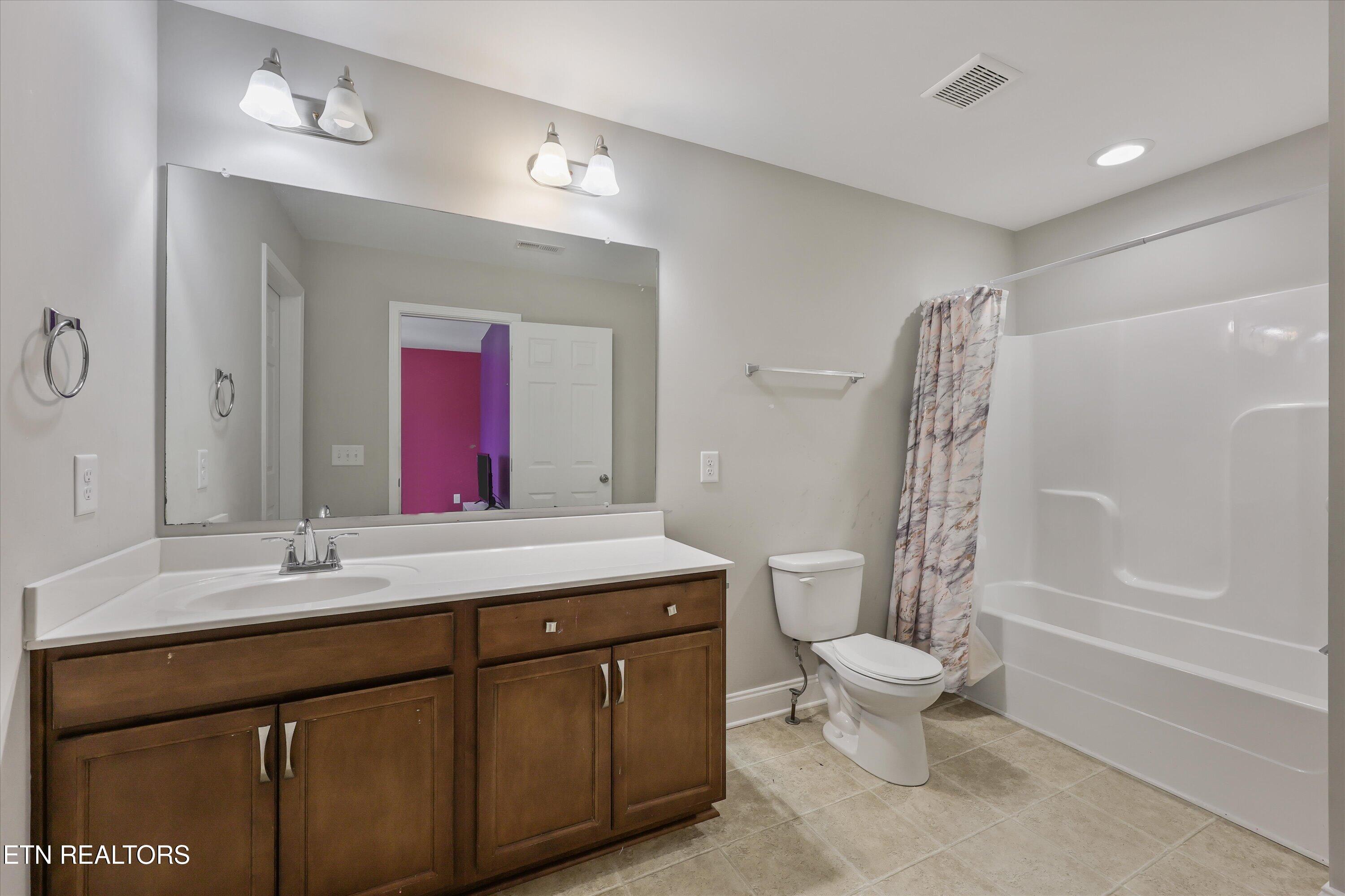 930 Spring Creek Street Maryville TN 37801
