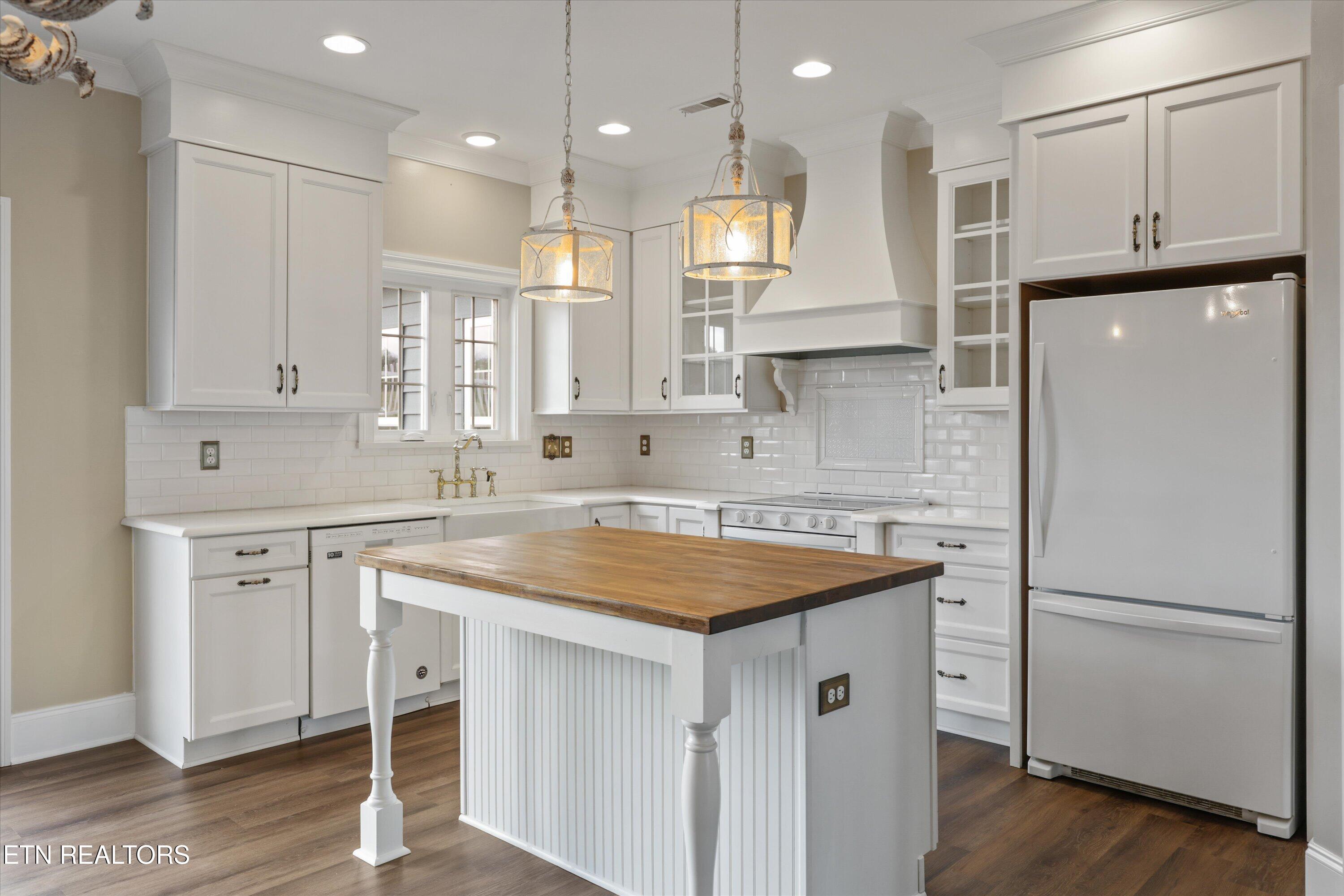 125 Marble View Kingston TN 37763