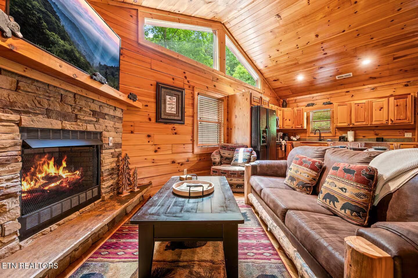 2429 Shady Creek Way Sevierville TN 37862