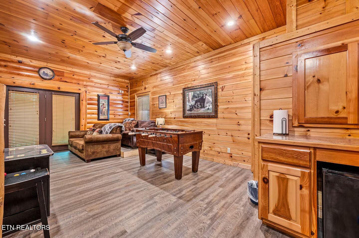 2429 Shady Creek Way Sevierville TN 37862
