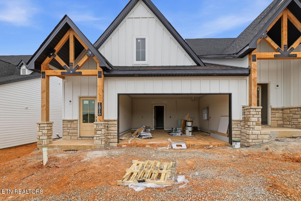 1816 Poplar Springs Place Maryville TN 37803