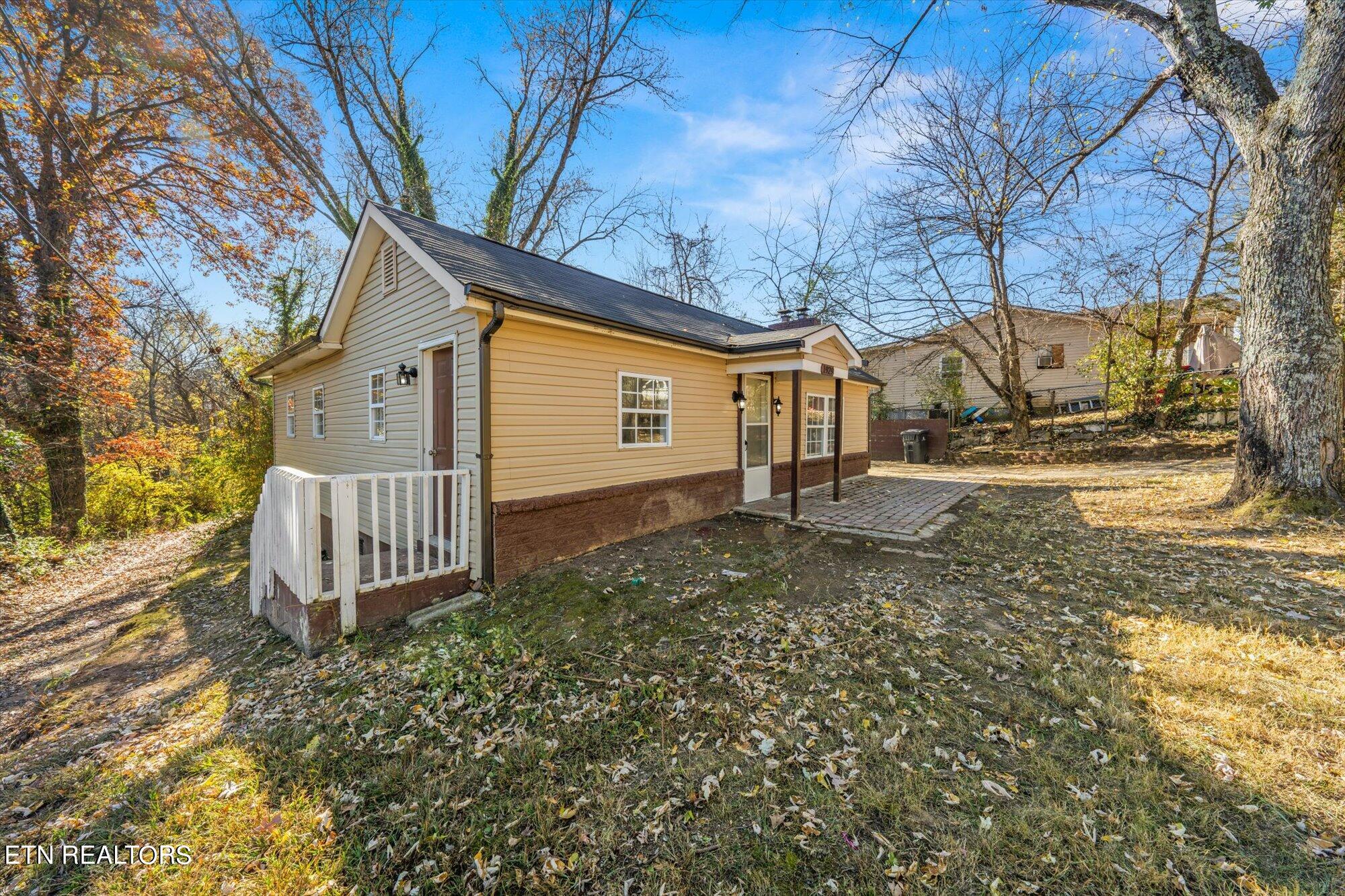 1929 Kim Watt Drive Knoxville TN 37909