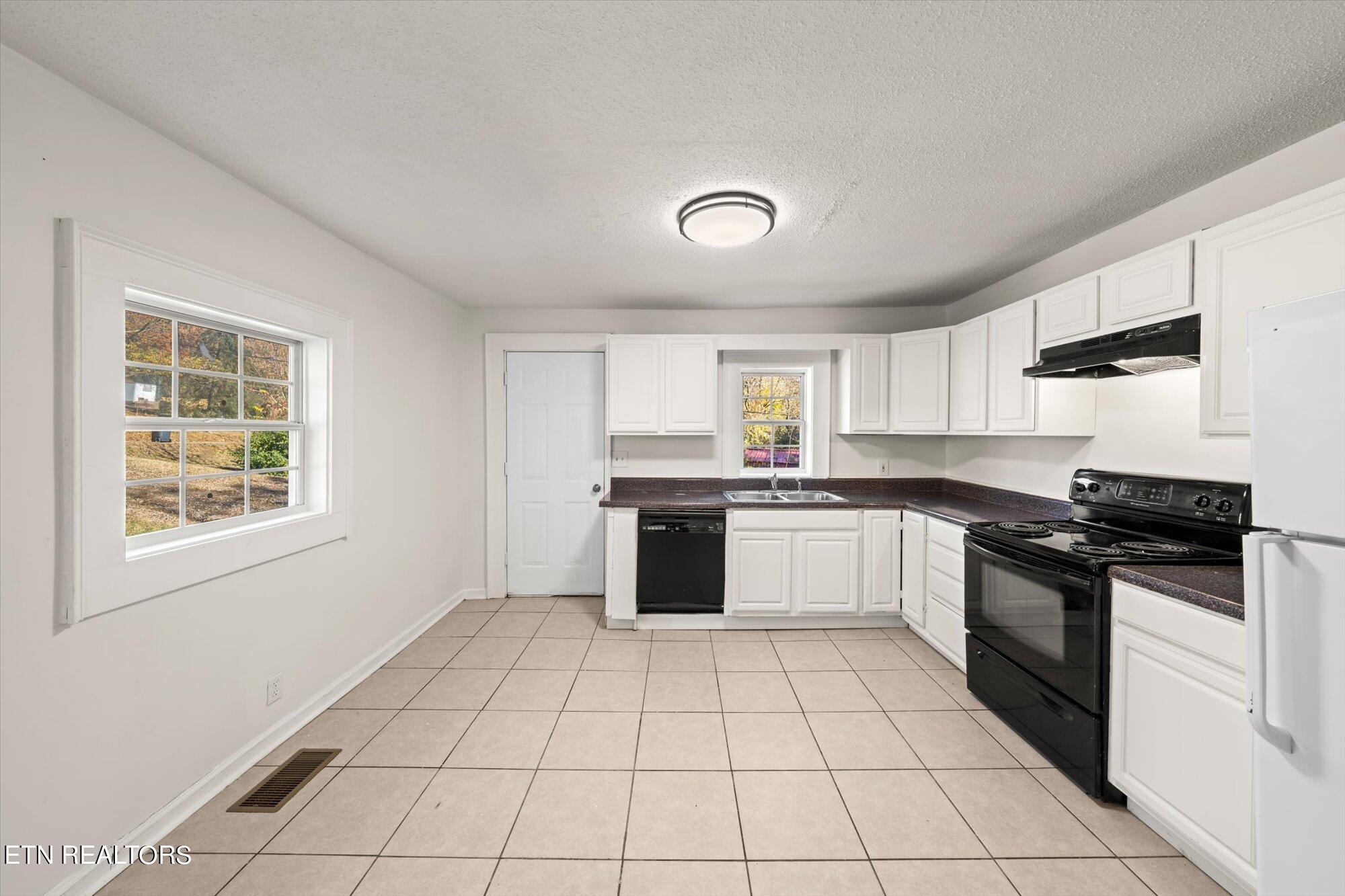 1929 Kim Watt Drive Knoxville TN 37909