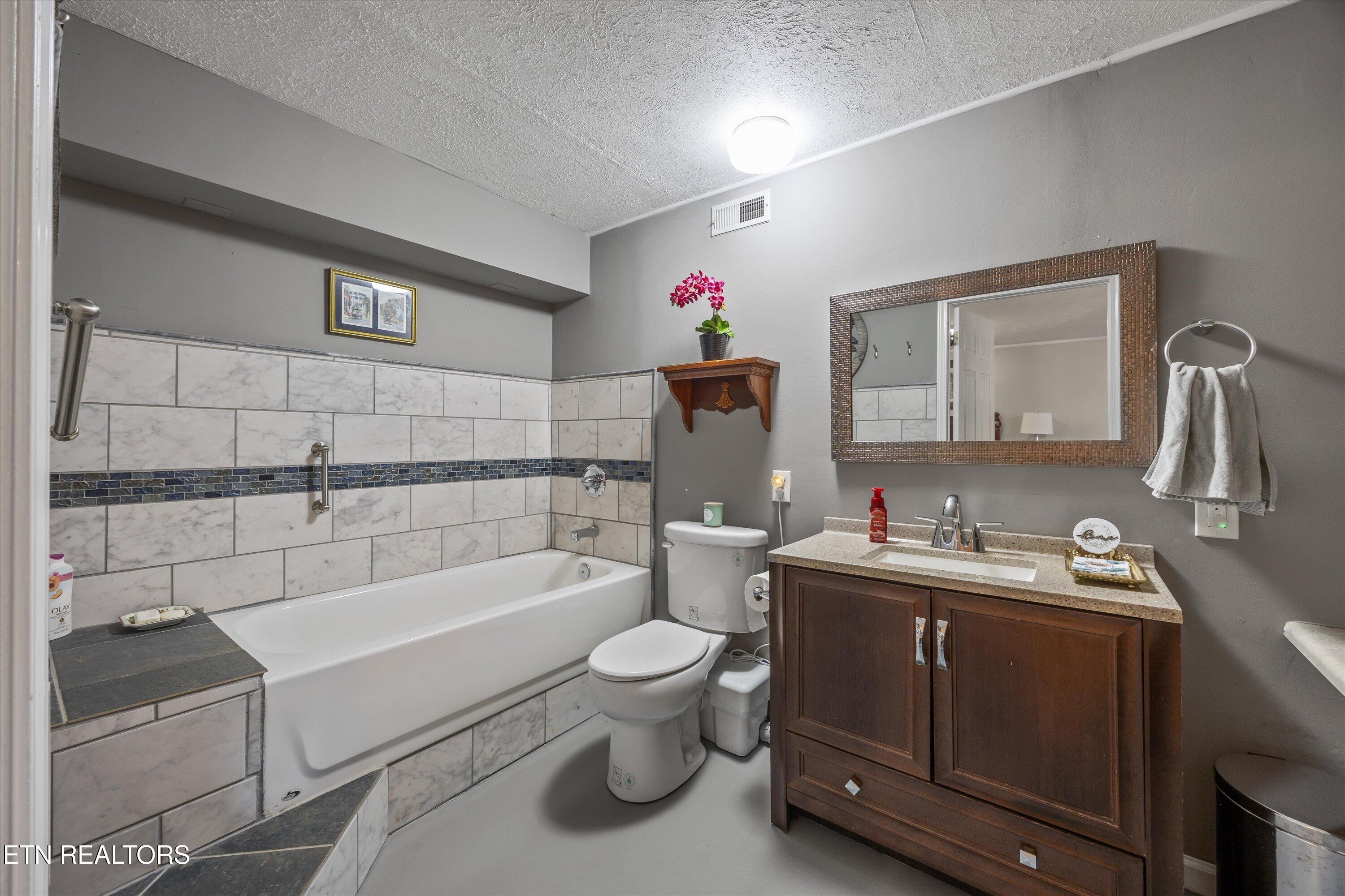 7752 Cranley Road Powell TN 37849