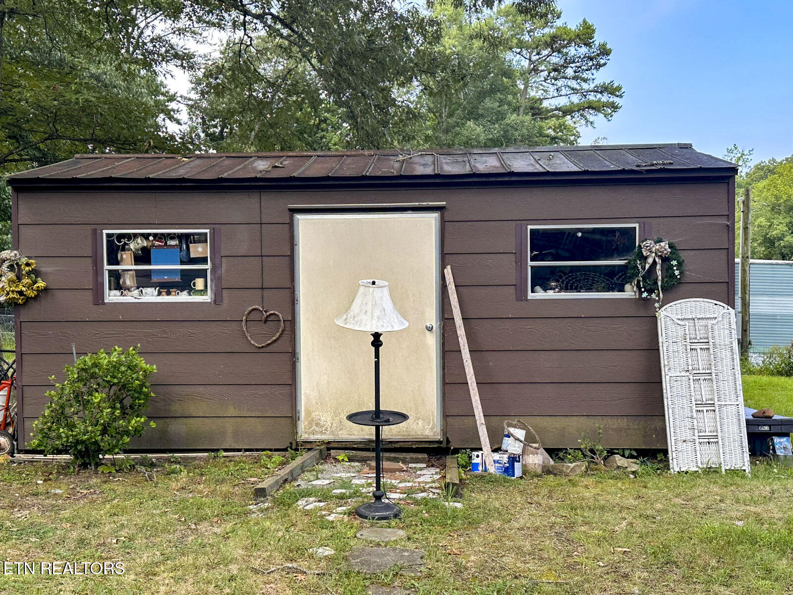 2120 Cox Road Dandridge TN 37725