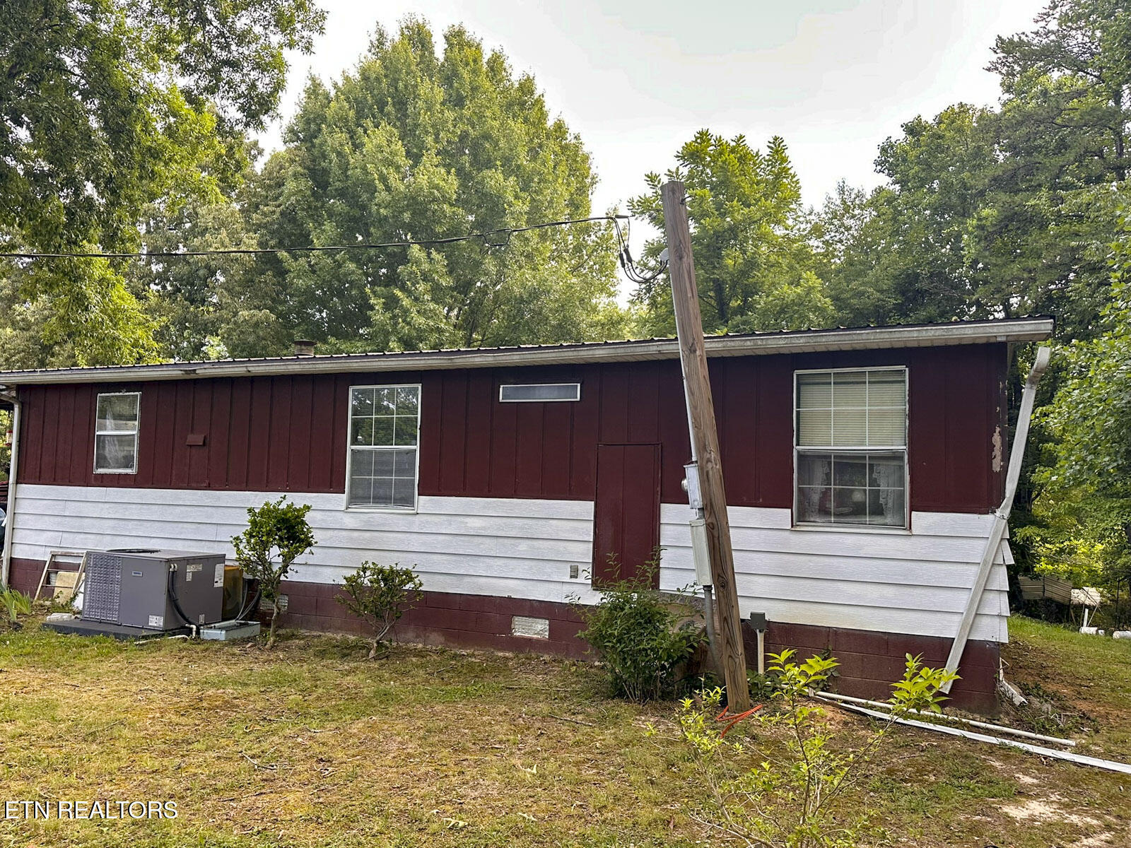 2120 Cox Road Dandridge TN 37725