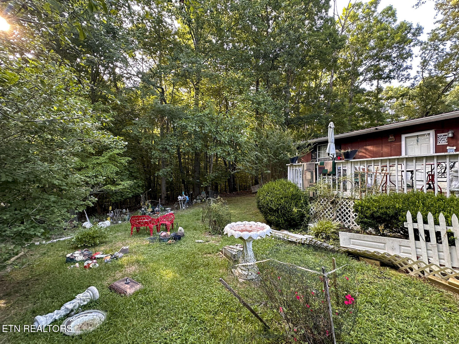 2120 Cox Road Dandridge TN 37725