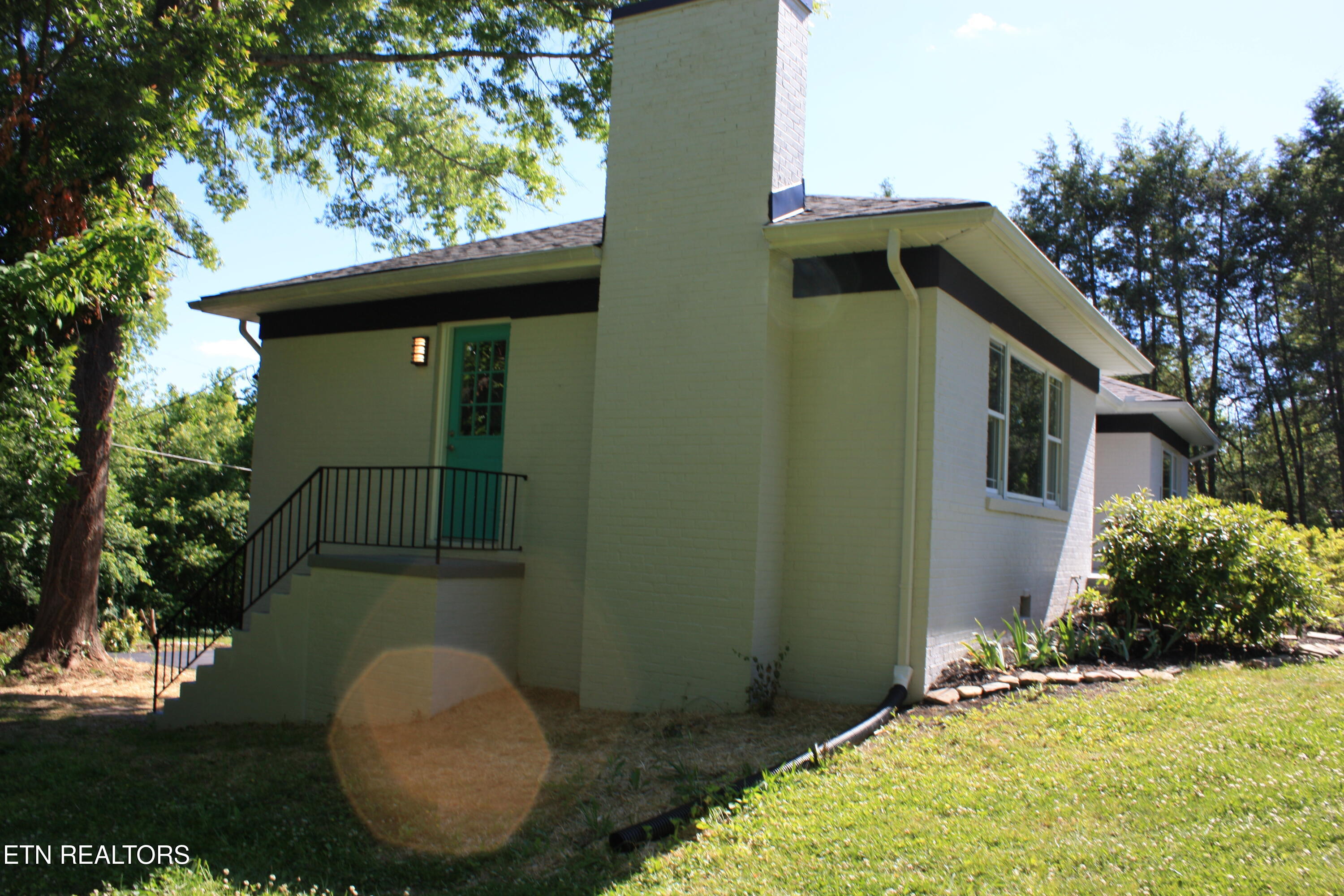 106 Colonial Drive Knoxville TN 37920