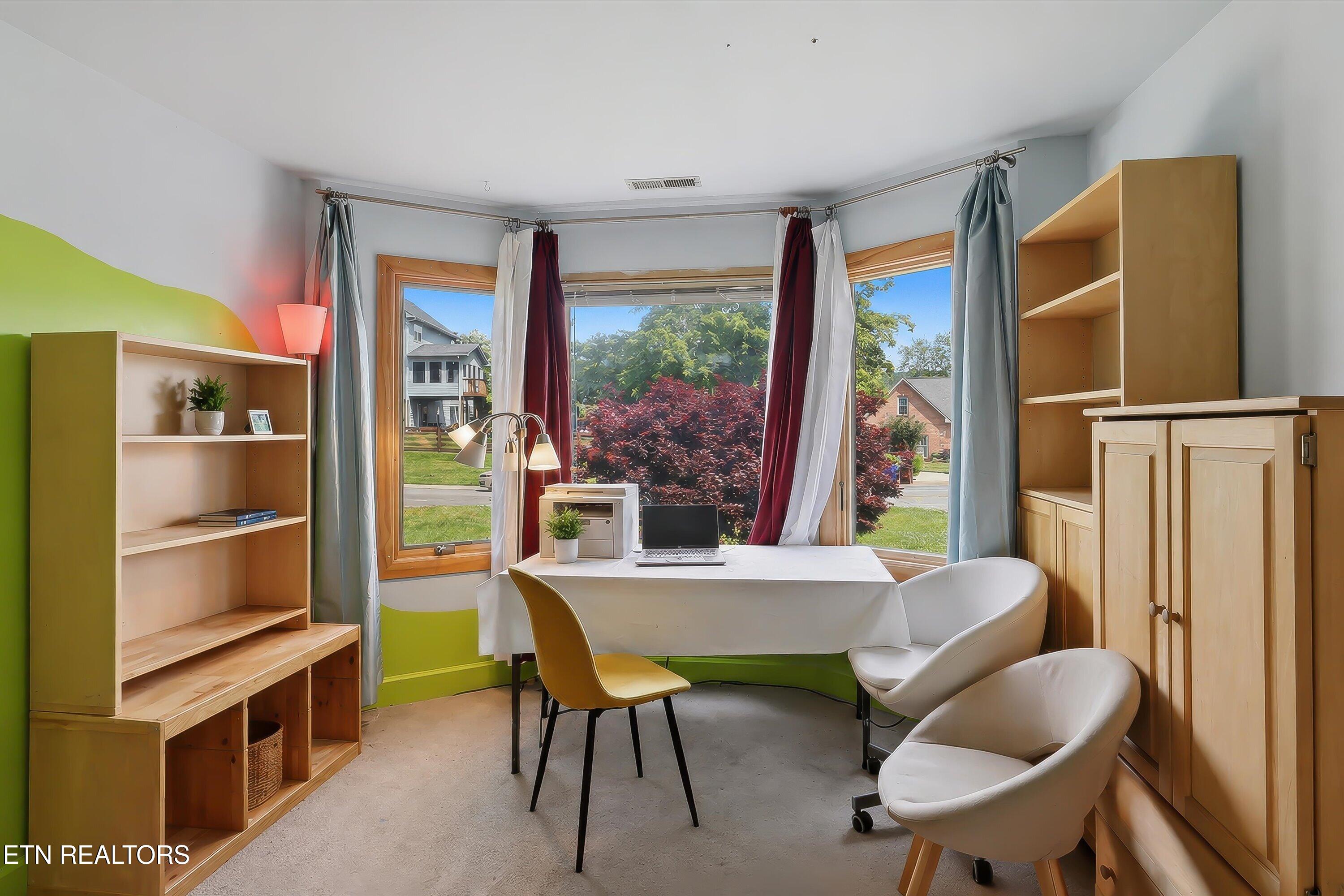 118 W Melbourne Road Oak Ridge TN 37830