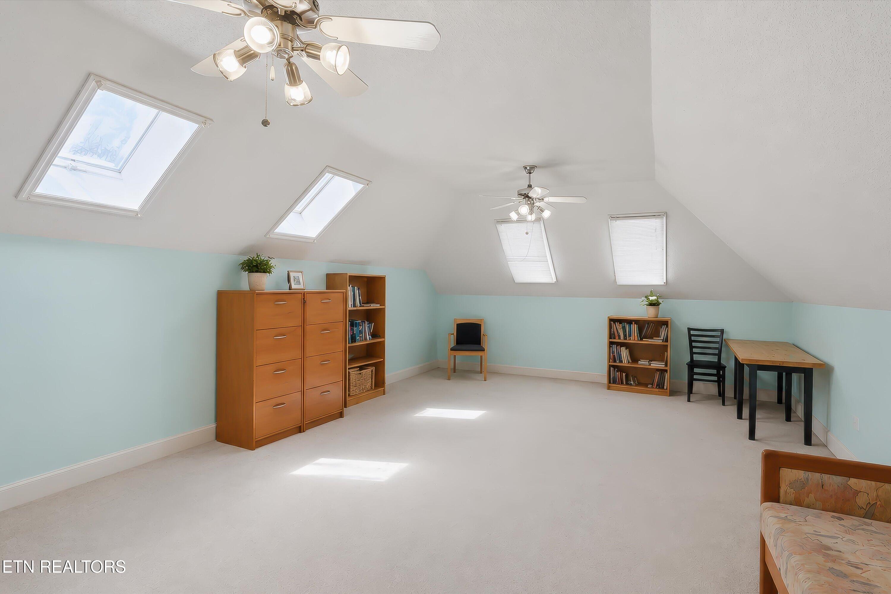 118 W Melbourne Road Oak Ridge TN 37830