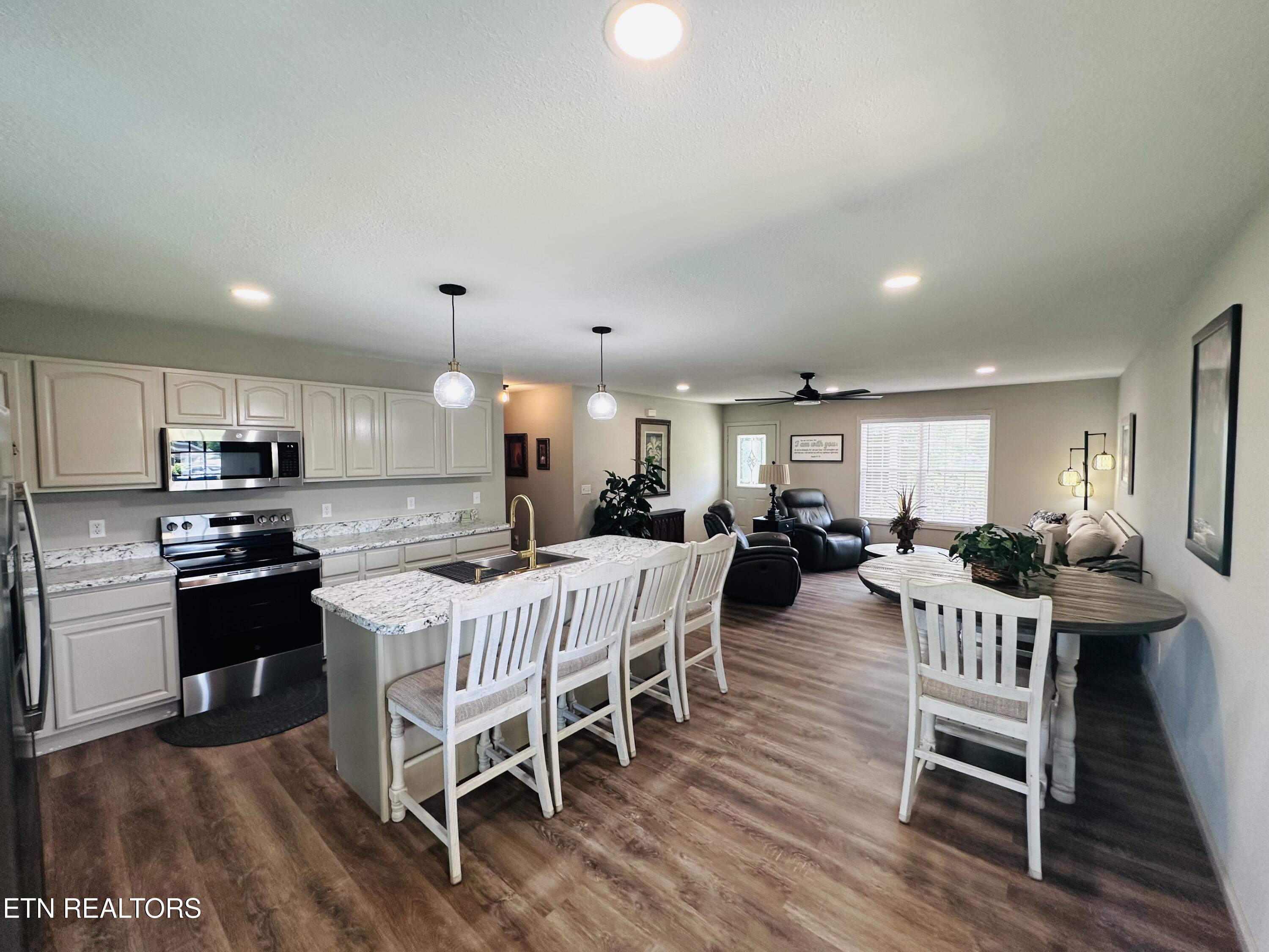 116 Twelve Oaks Drive Madisonville TN 37354