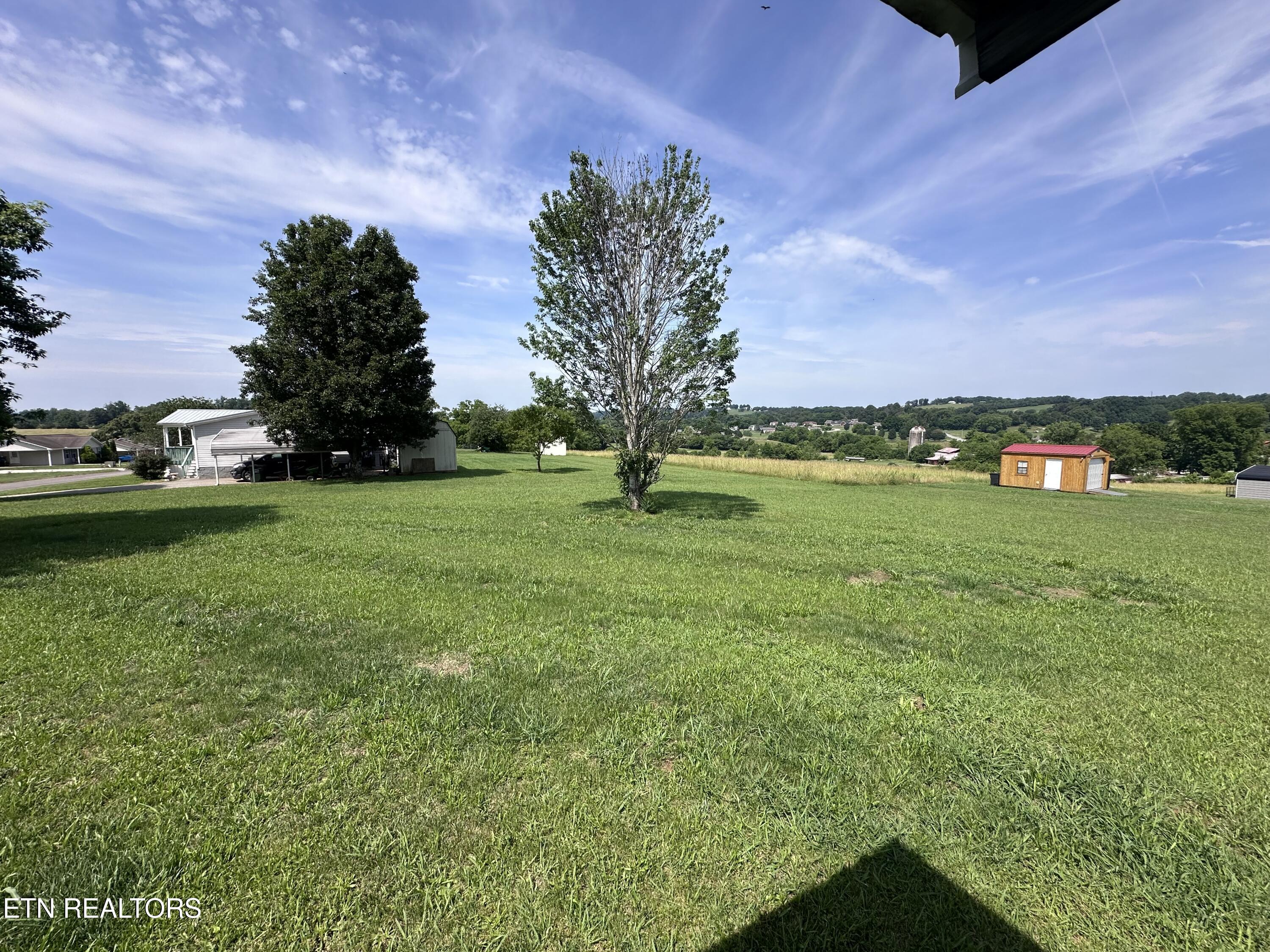 116 Twelve Oaks Drive Madisonville TN 37354