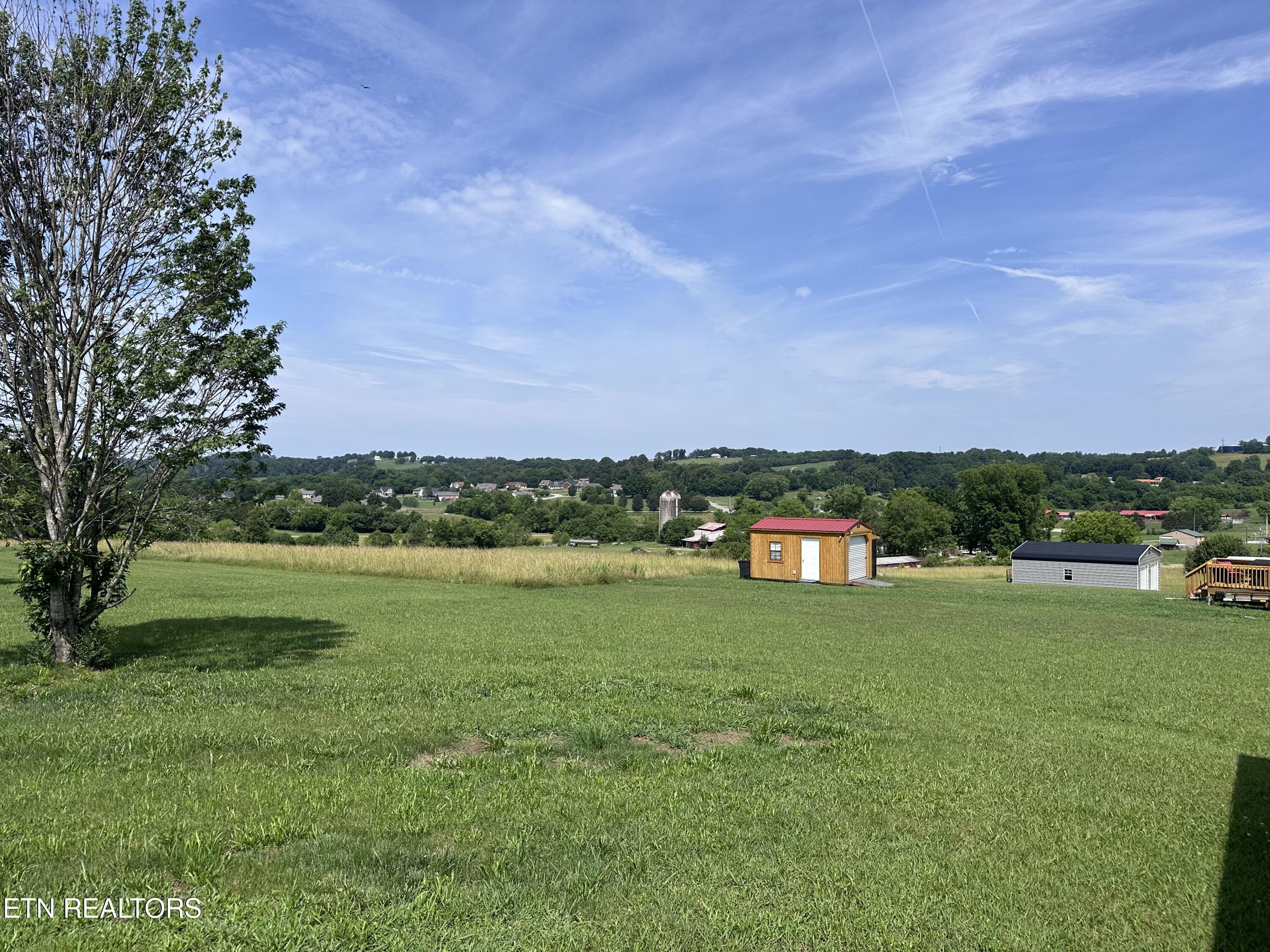 116 Twelve Oaks Drive Madisonville TN 37354