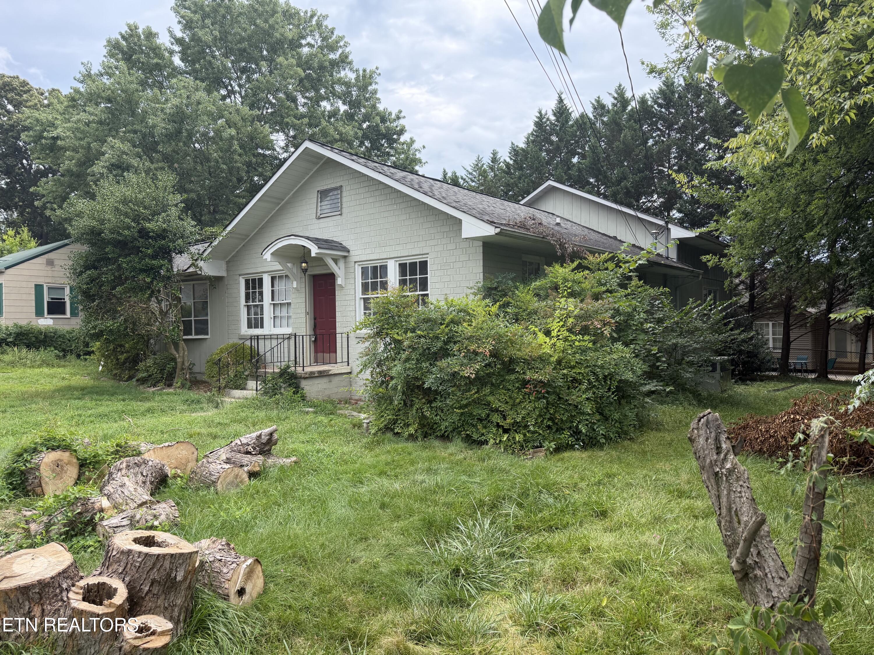1212 Woodlawn Avenue Maryville TN 37804